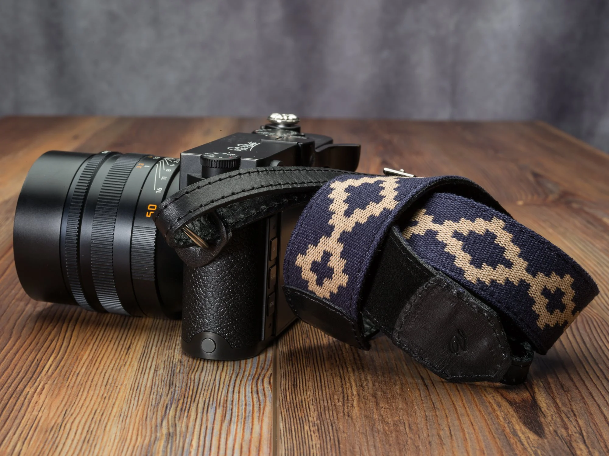 Vi Vante Gaucho La Pampa Camera Strap Leather main 6.JPG