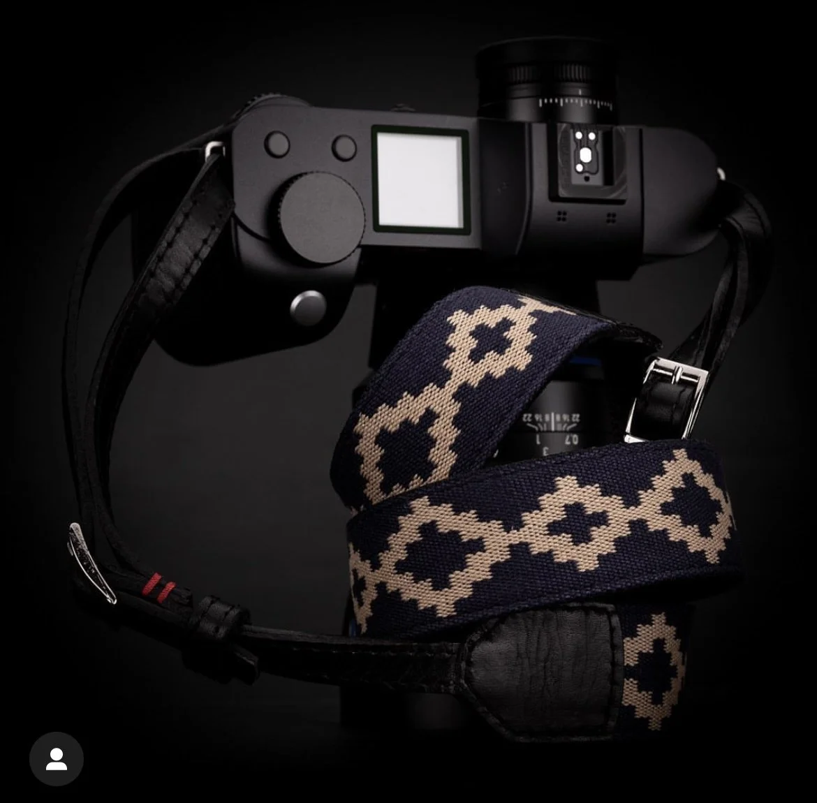 Photos of the Vi Vante Gaucho Camera Strap on the Leica SL II by Tim Breaseale