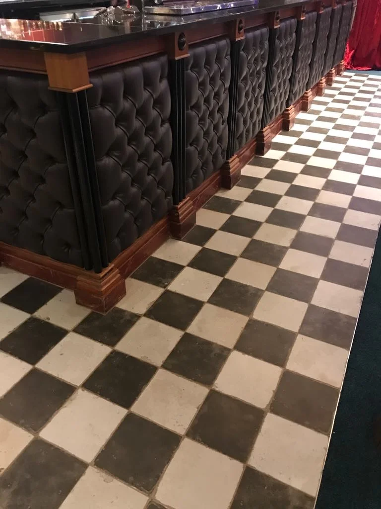 56685730_870947083236587_1130400968144322560_n.jpg