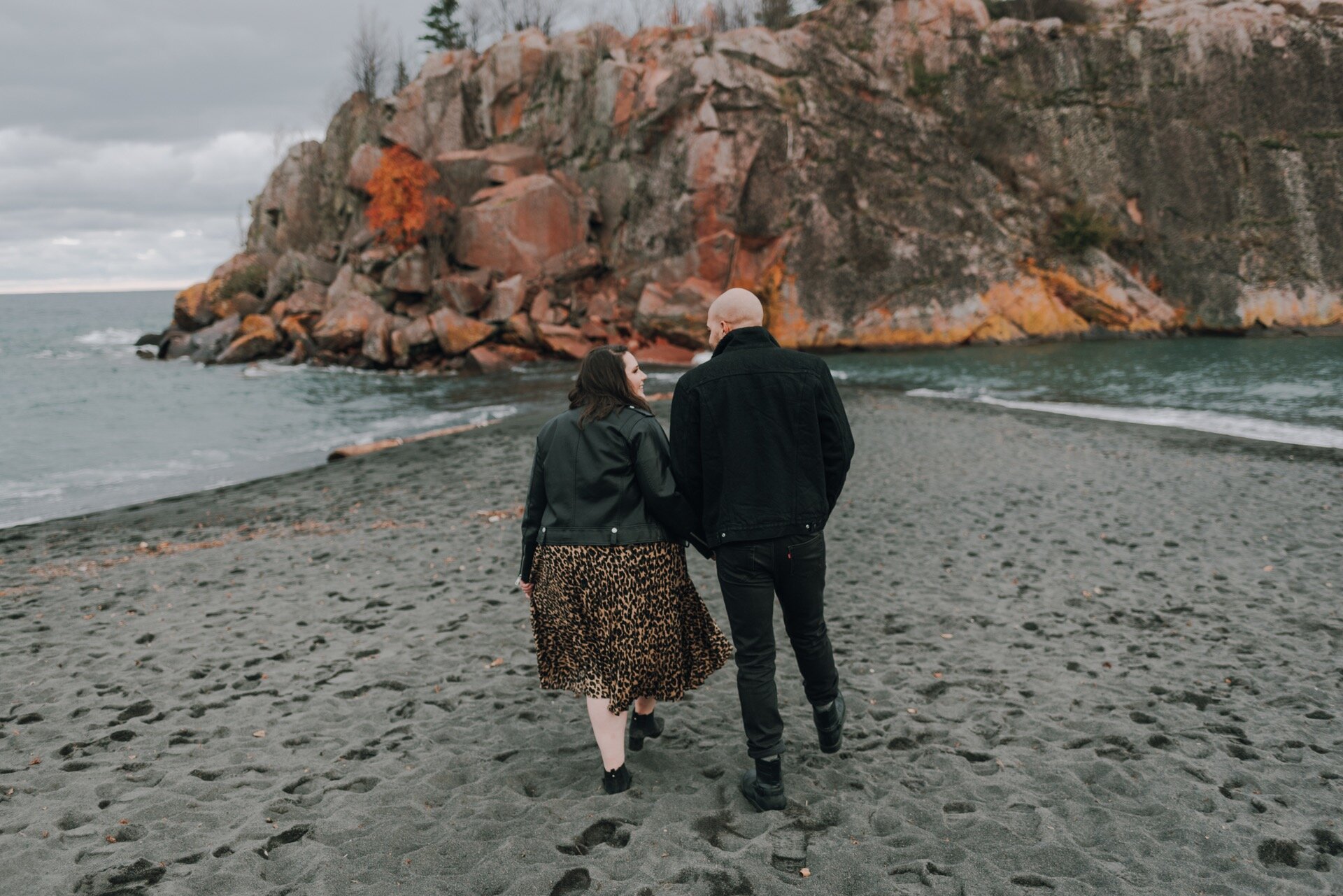 20_Brianne&Tobias88_Black Beach Silver Bay, MN Engagement Session.jpg