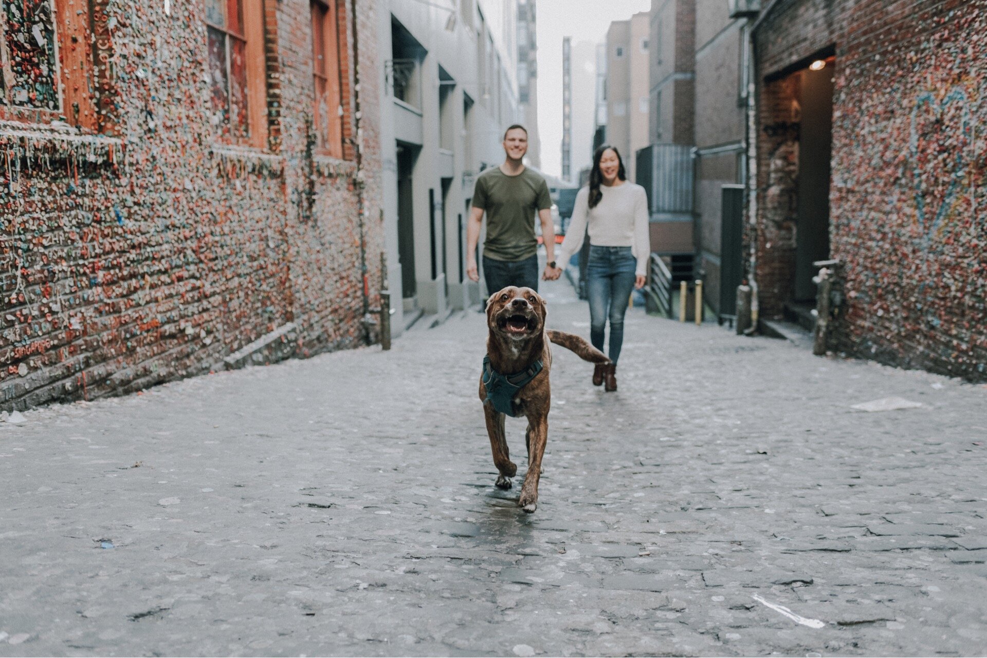 18_Allie&Carson78_Market_Pike_Place_engagement_Session_Lake_Rattlesnake_forest_adventure_Seattle_Washington.jpg