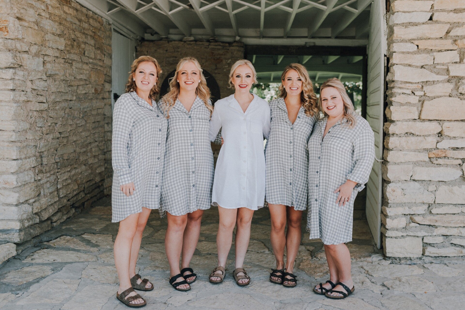 011_PlemelWedding52_Elegant Summer Wedding at Mayowood Stone Barn in Rochester, MN..jpg