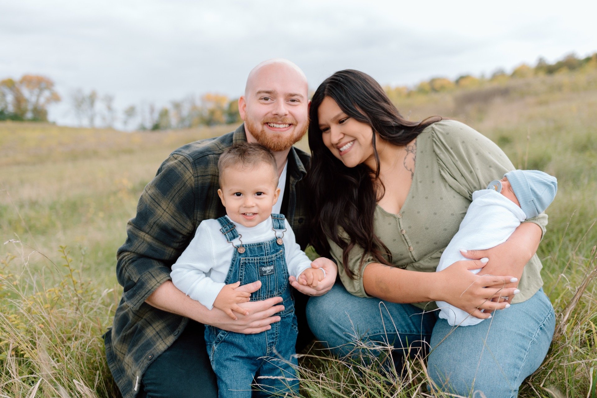 Family Session at Minne Farm Co. Prairie | Loretto, MN