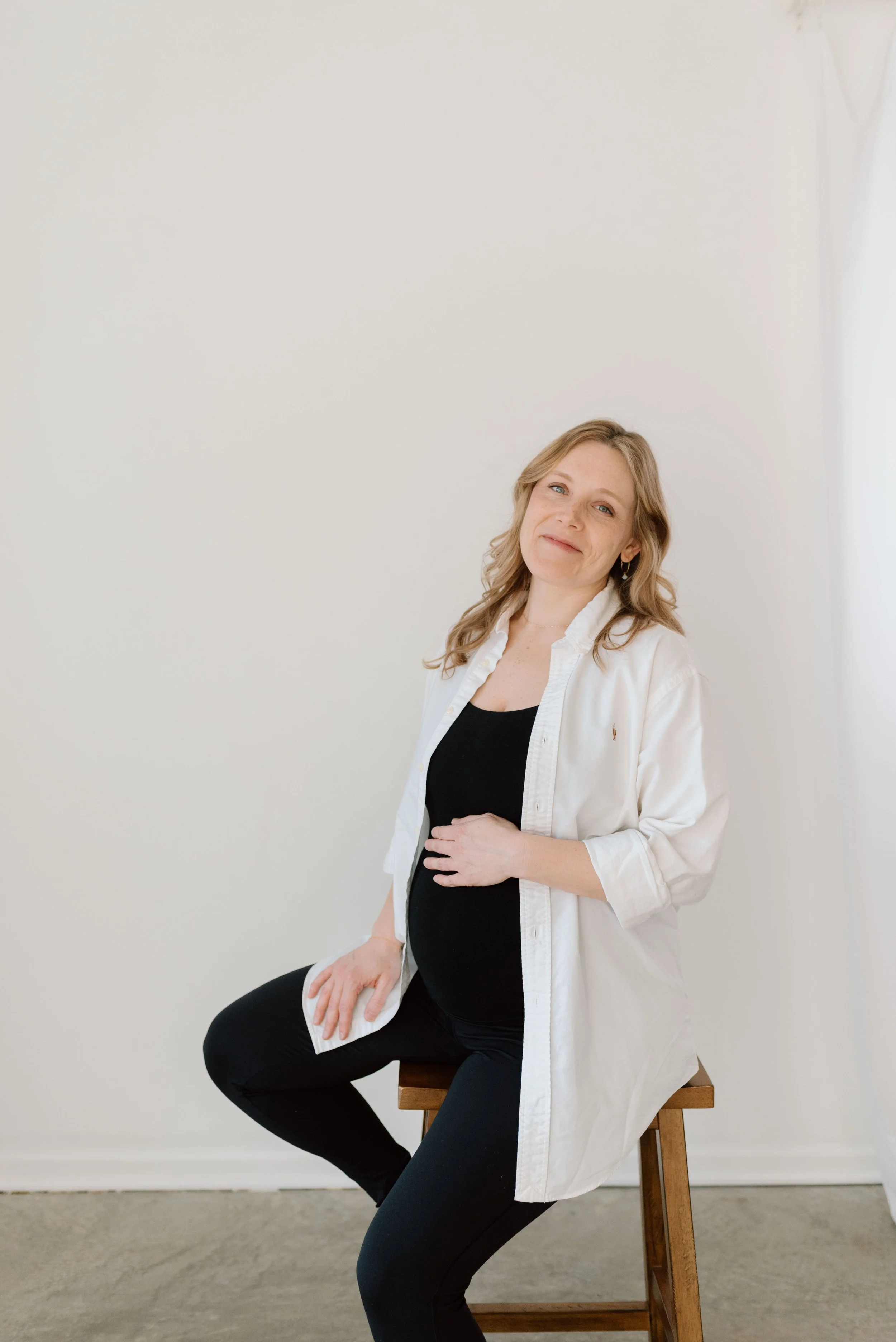 LexyMaternity_HannahAmpePhoto_MinnesotaMaternityPhotographer37.jpg