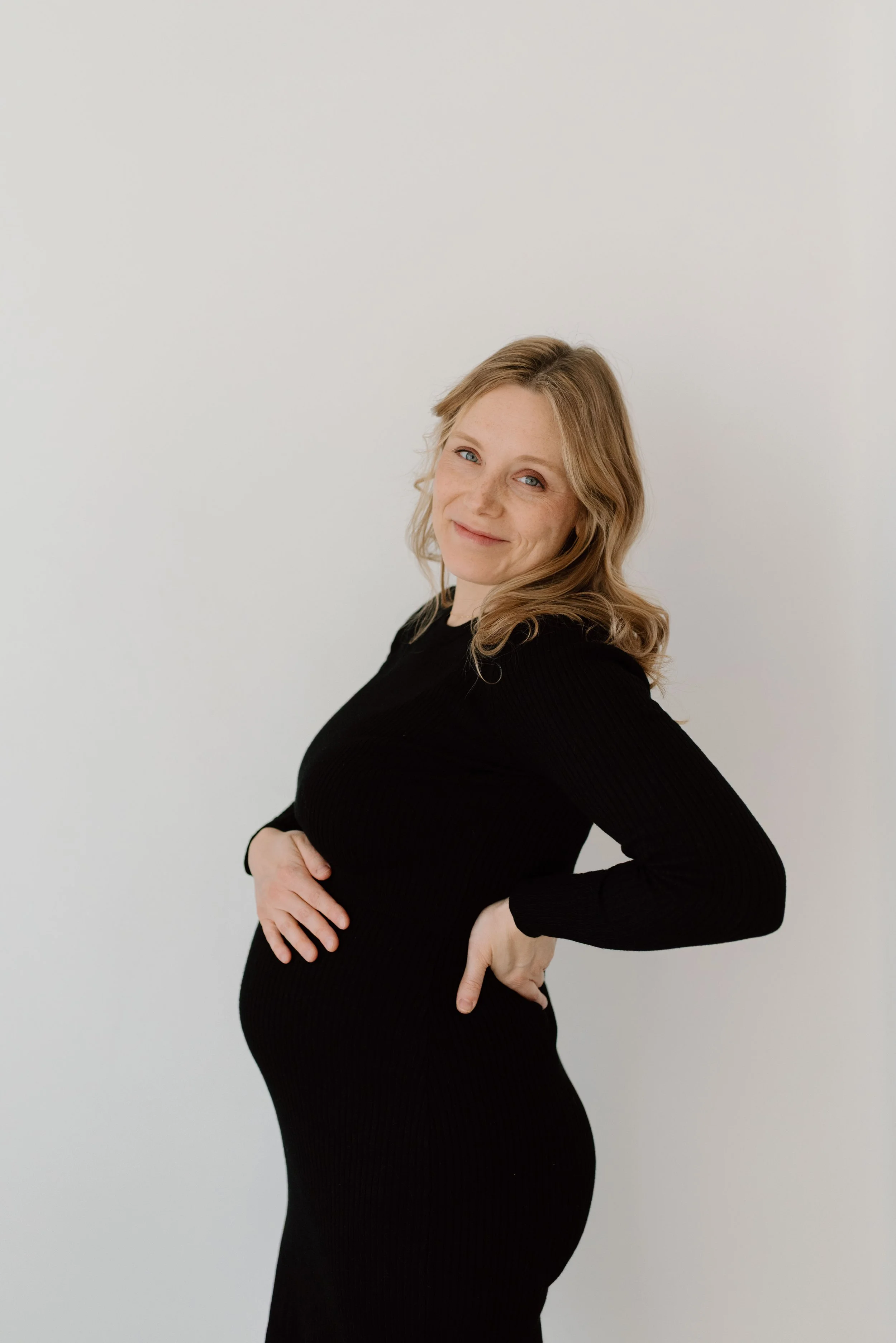 LexyMaternity_HannahAmpePhoto_MinnesotaMaternityPhotographer77.jpg