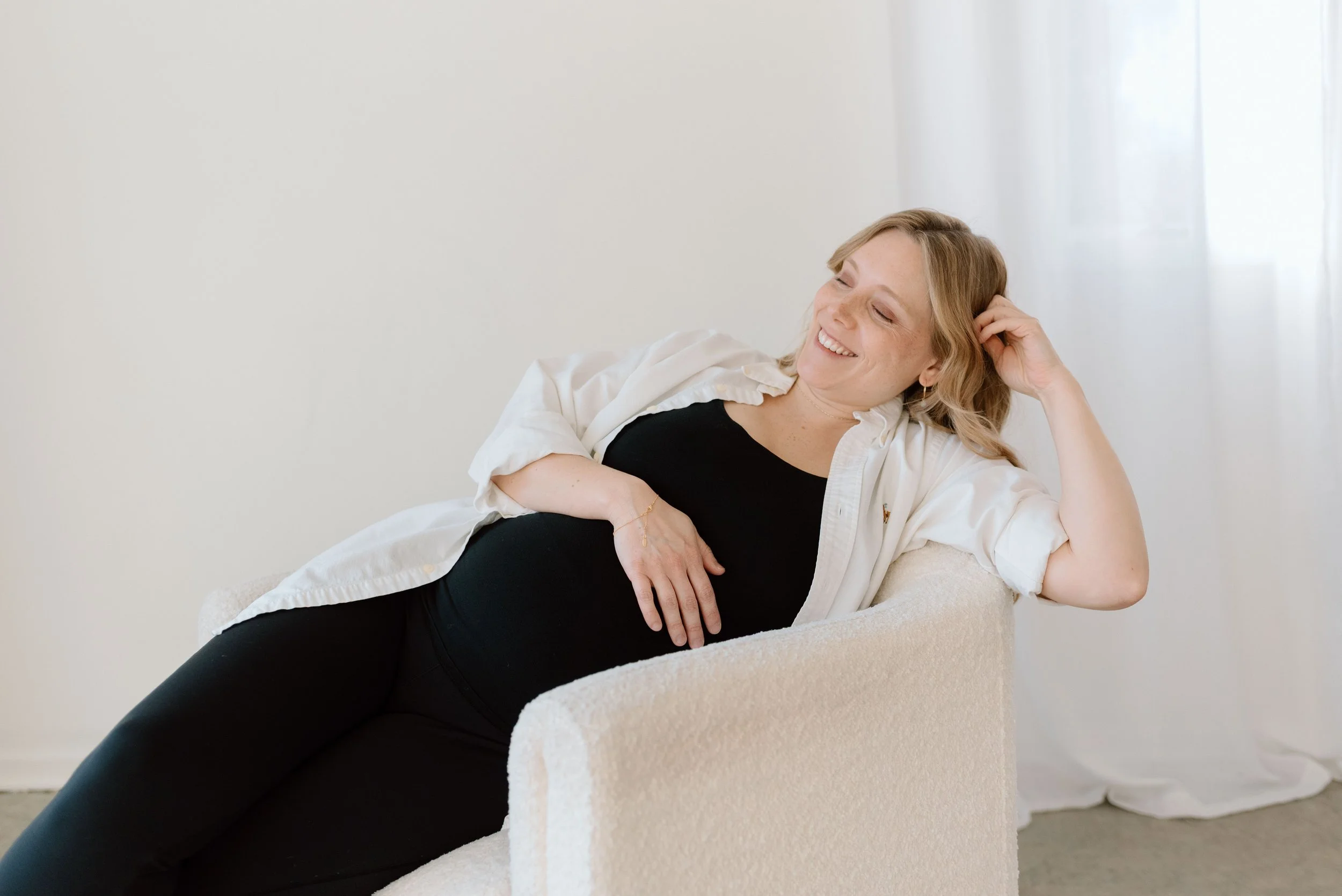 LexyMaternity_HannahAmpePhoto_MinnesotaMaternityPhotographer21.jpg