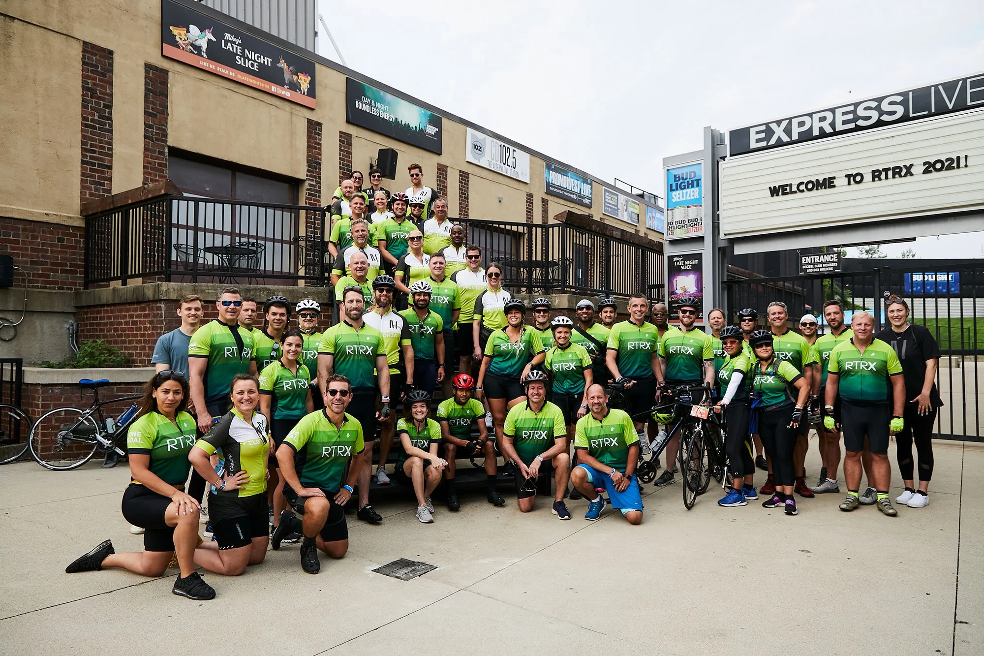 MR-21-Team-Photo.jpg