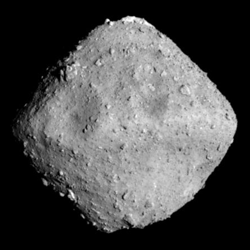 20180627_itokawa-and-ryugu-to-scale