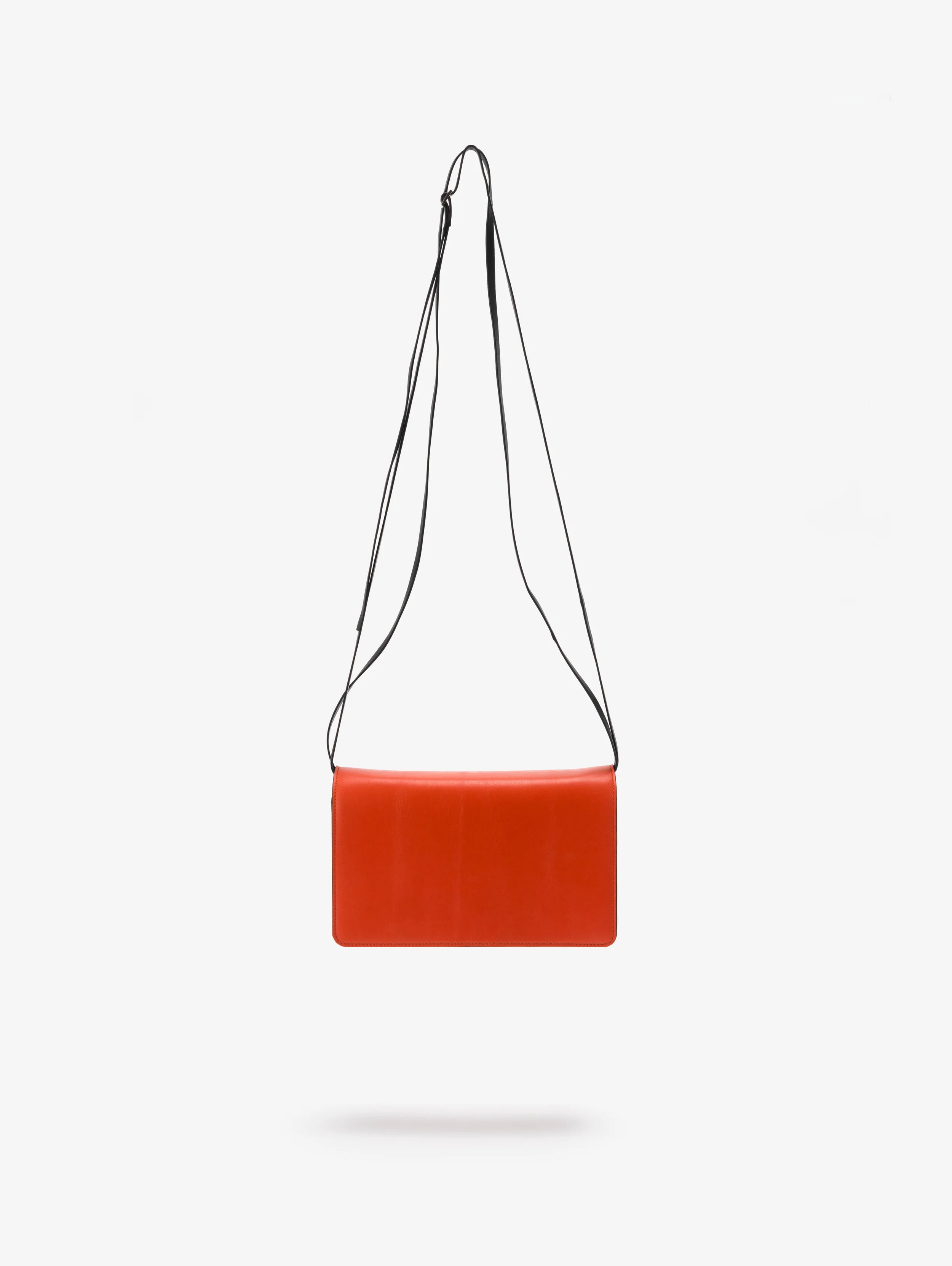 laura-margna_carre-bag-mango_01 Kopie.jpg