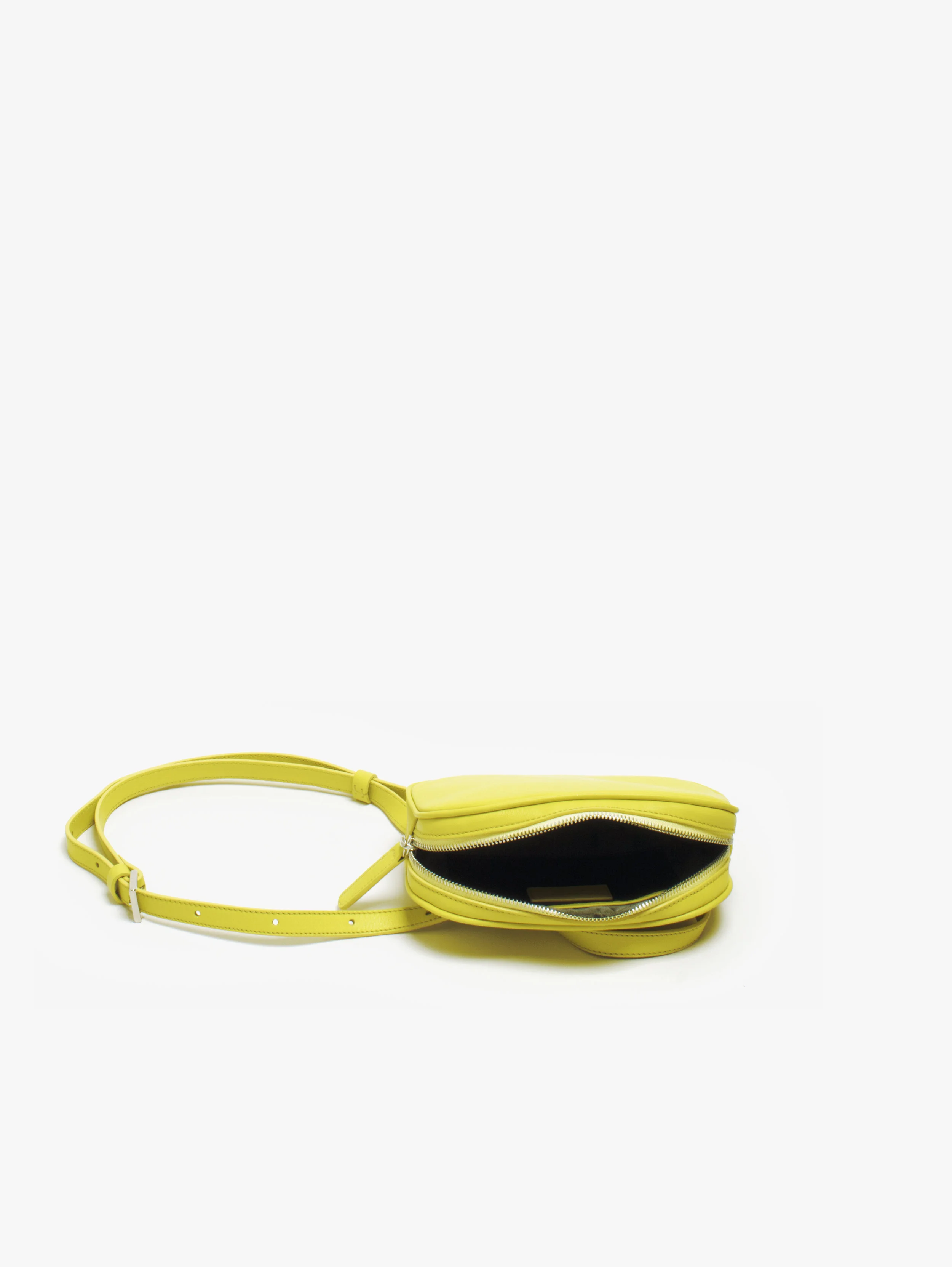Ovalbag_L4.jpg