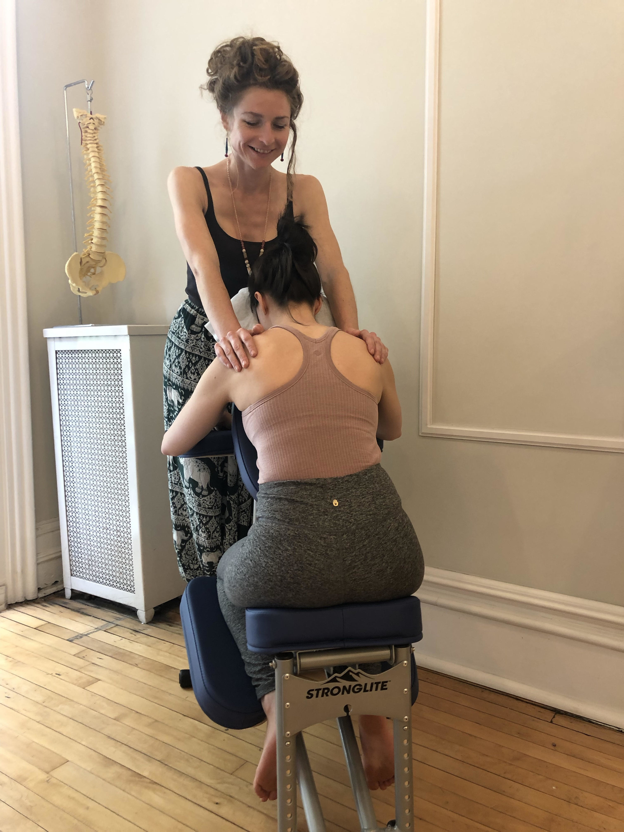 Raya chair massage 6.jpg