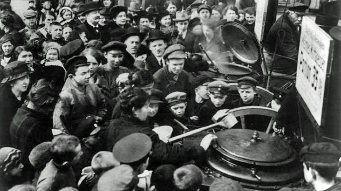 Germans in the street clamoring for soup. Historical photo courtesy of The Times, United Kingdom.