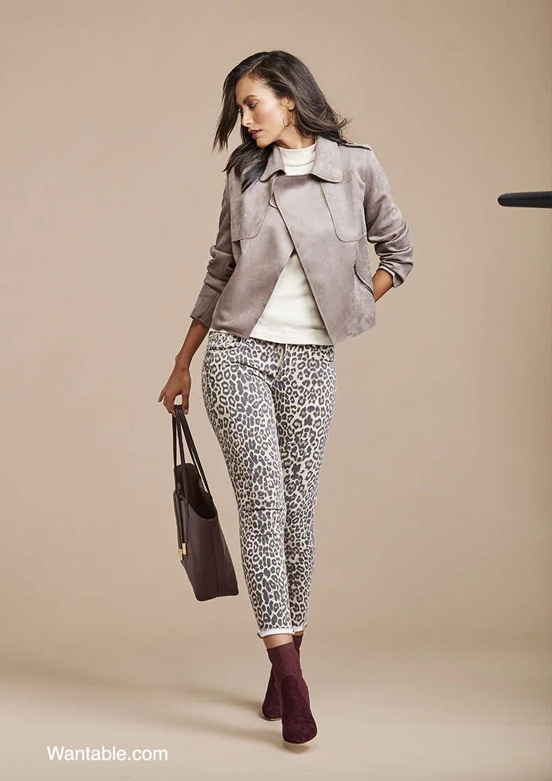 Fall19_Aug_Straight_Style_Look_11 27_a.jpg