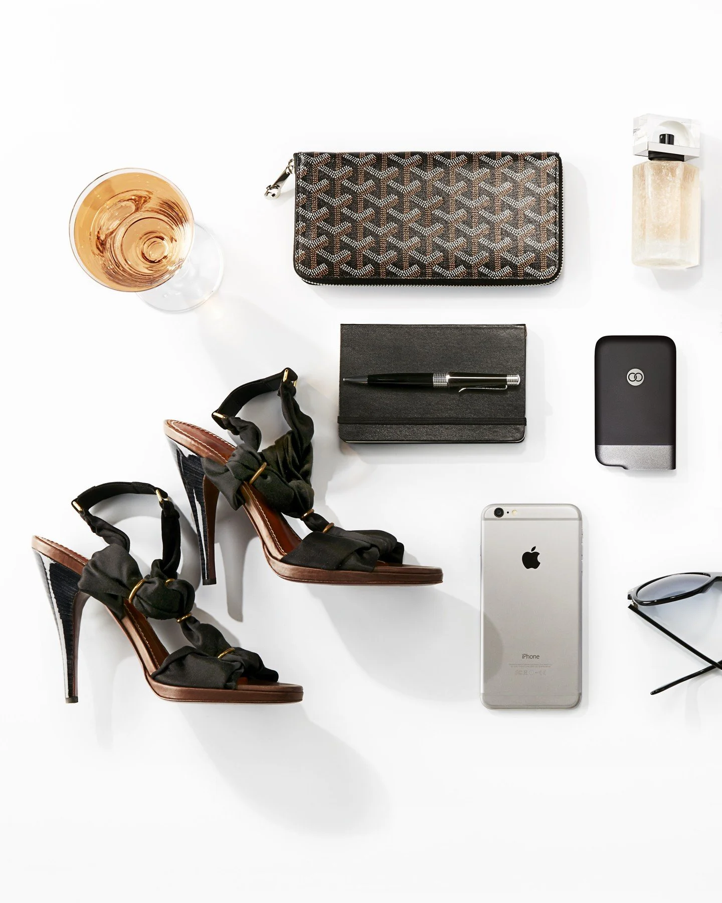 One of my favorite photoshoots with the great @gregdelves for @beartoothradio - Original generation device with plenty of hot accessories.