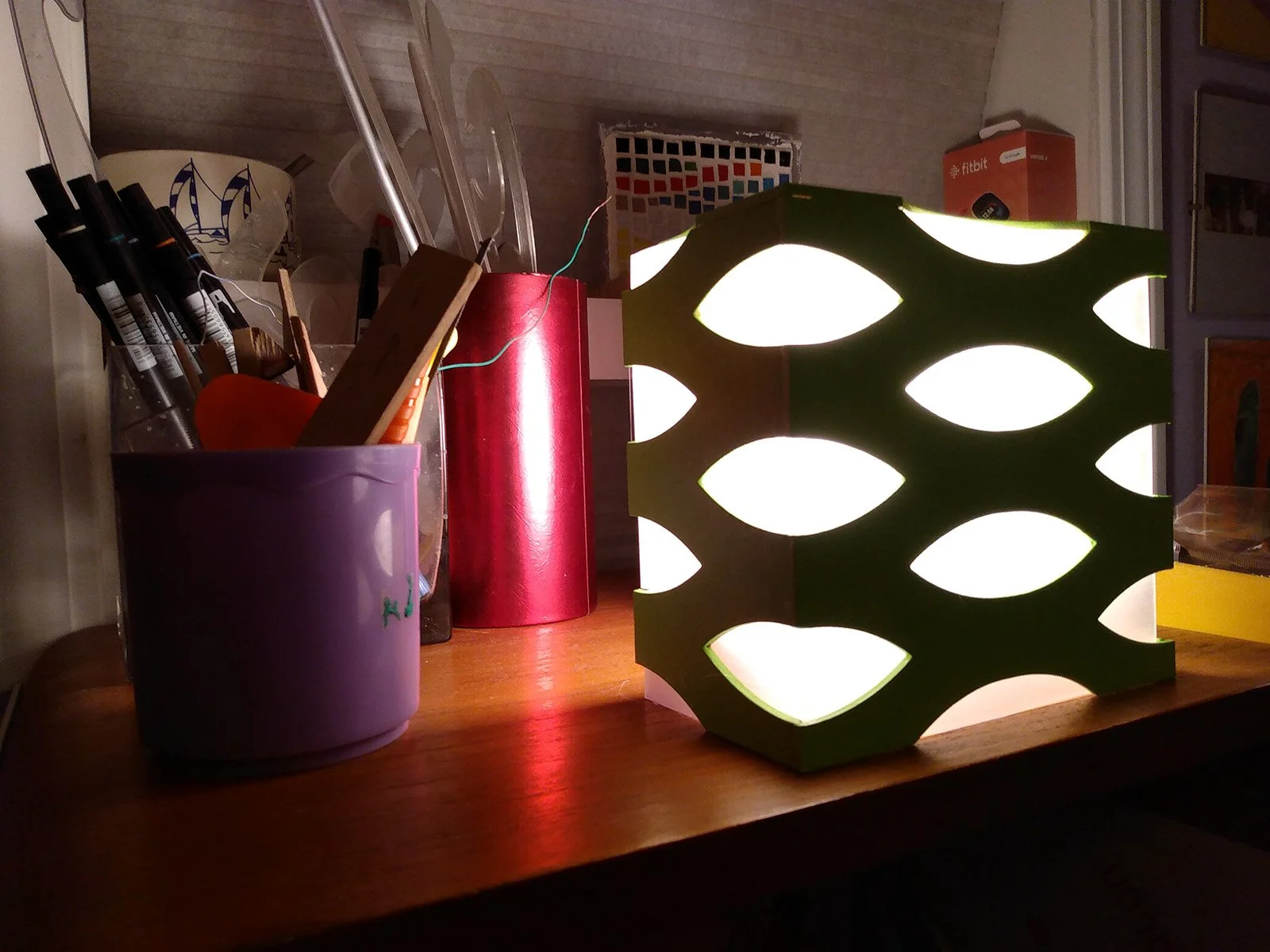 260720 1300 Snowflake Lamp 002 Lit.jpg