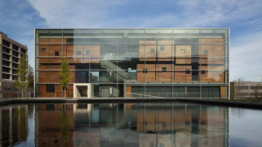 lewis-arts-princeton-steven-holl_dezeen_2364_hero-852x479.jpg