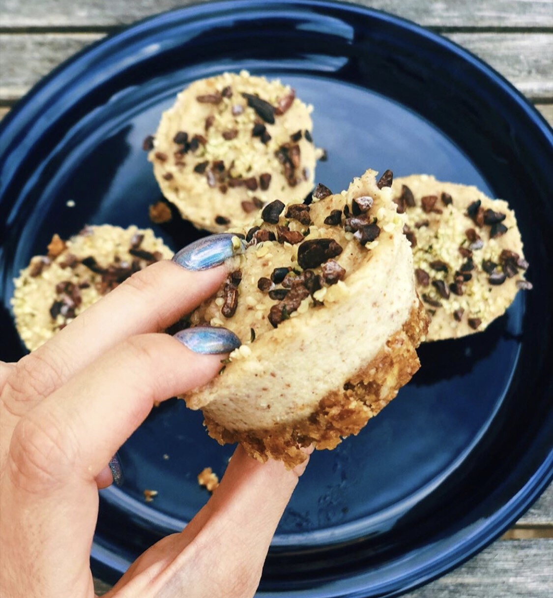 Vegan Cheesecake Bites