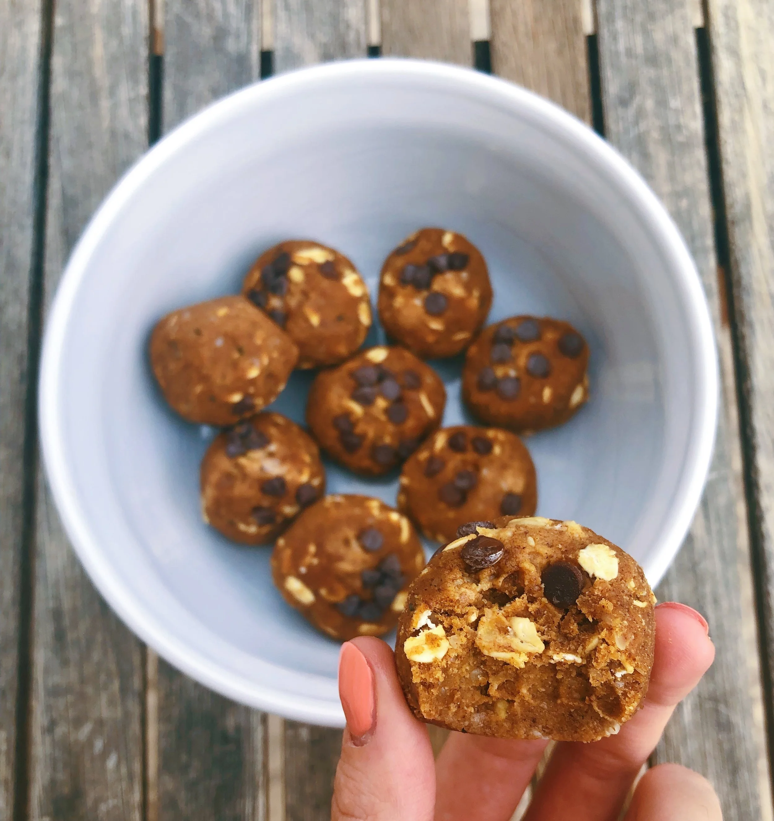 Heart-Warming Pumpkin Pie Energy Bites
