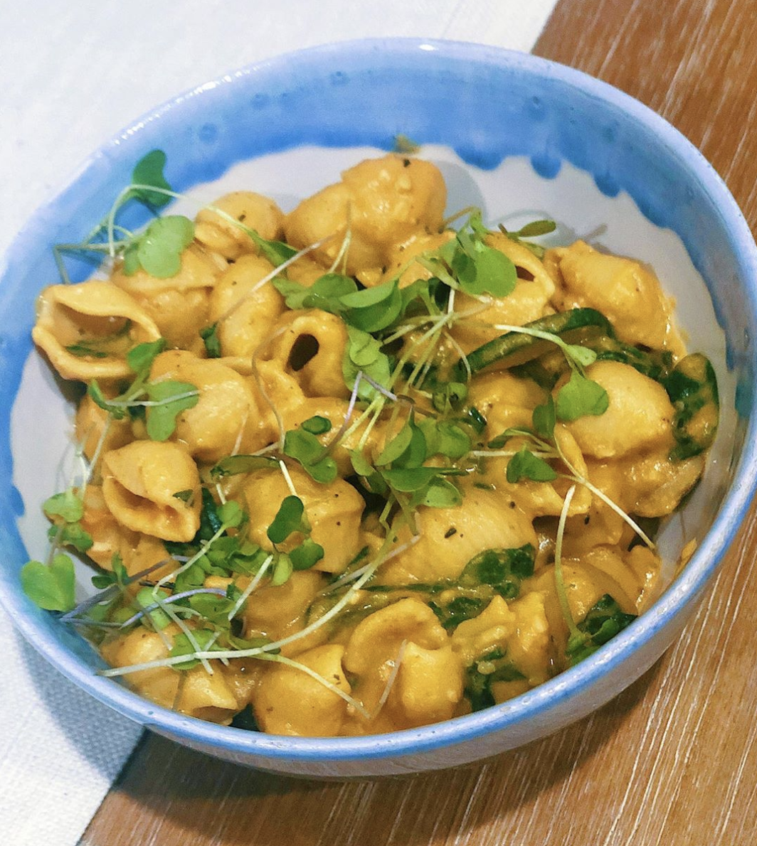 Vegan Protein-Packed Pumpkin Mac N Cheese