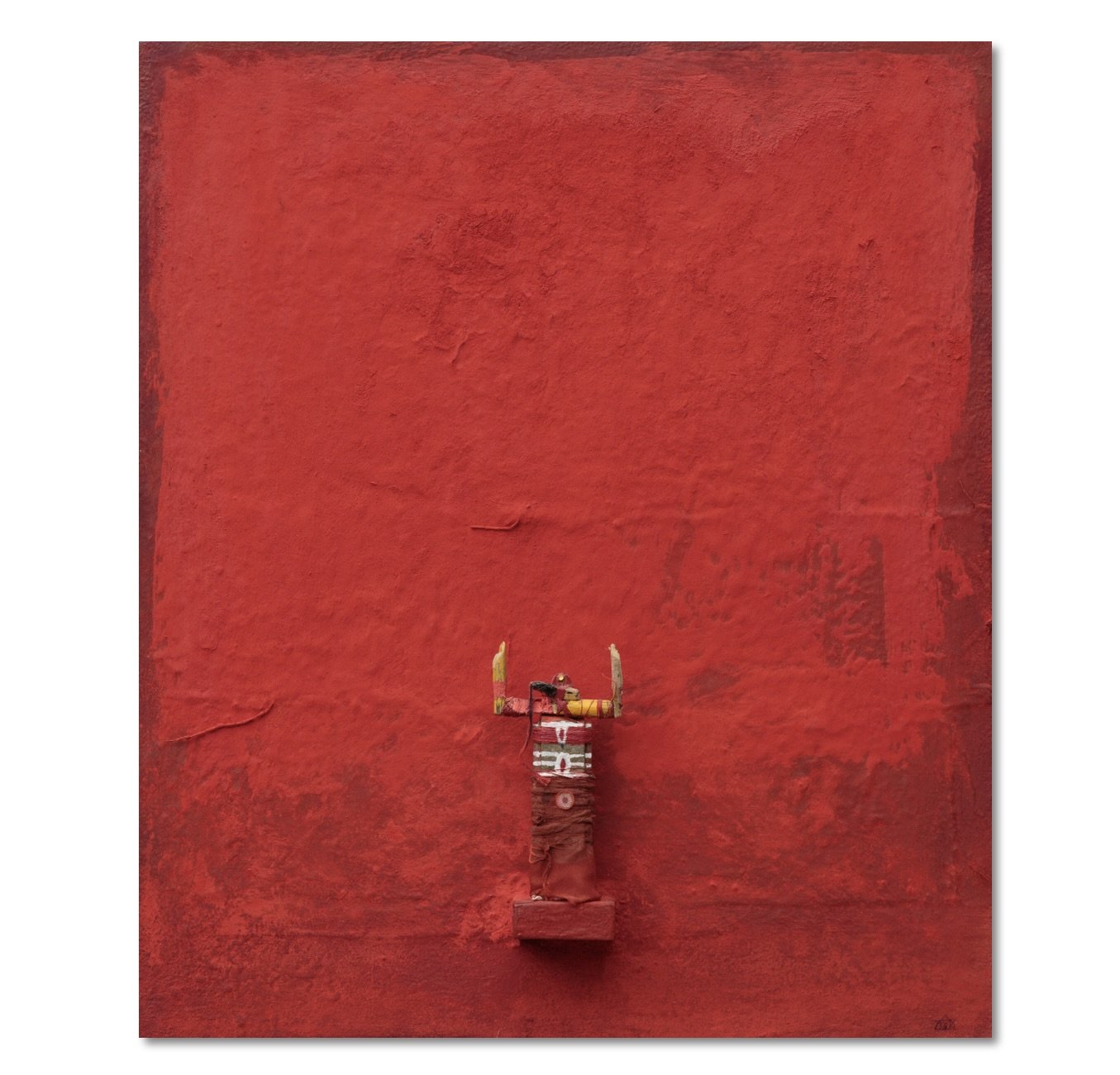 #8 Tablettes 42x50cm (pigment / oil on wood) + wooden statuette (wood / fabric / paint / fil) Vendu . . . .