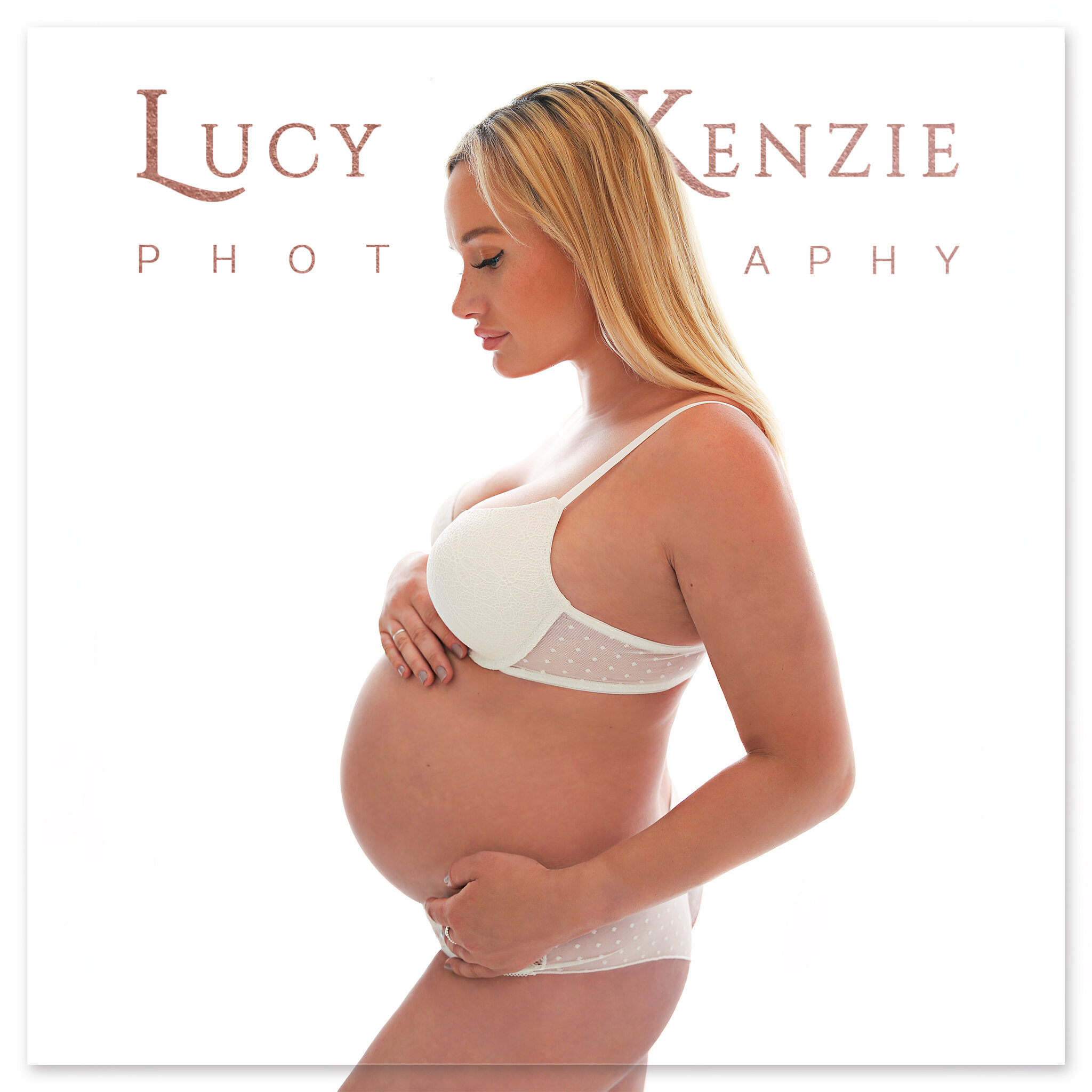 Maternity pregnancy baby bump photography