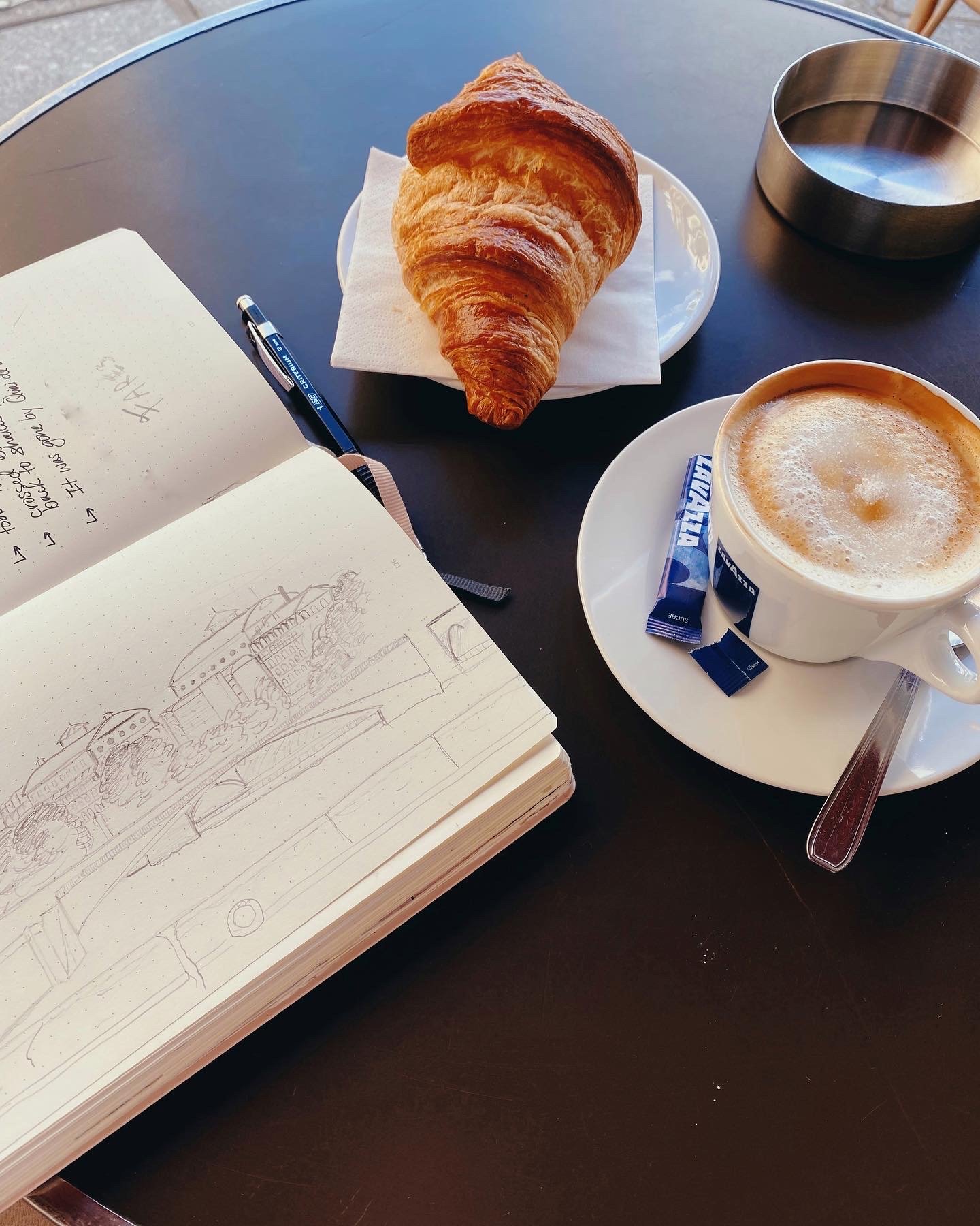 Au Revoir, Paris