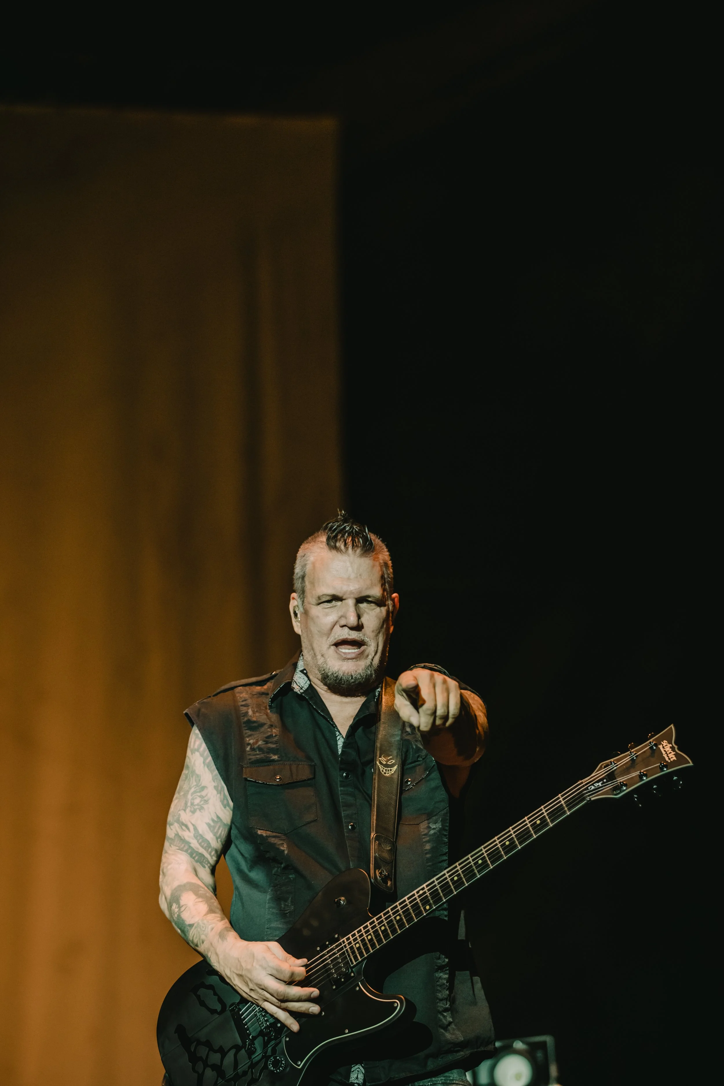 Photosxbyem_BRDISTURBED-28.jpg