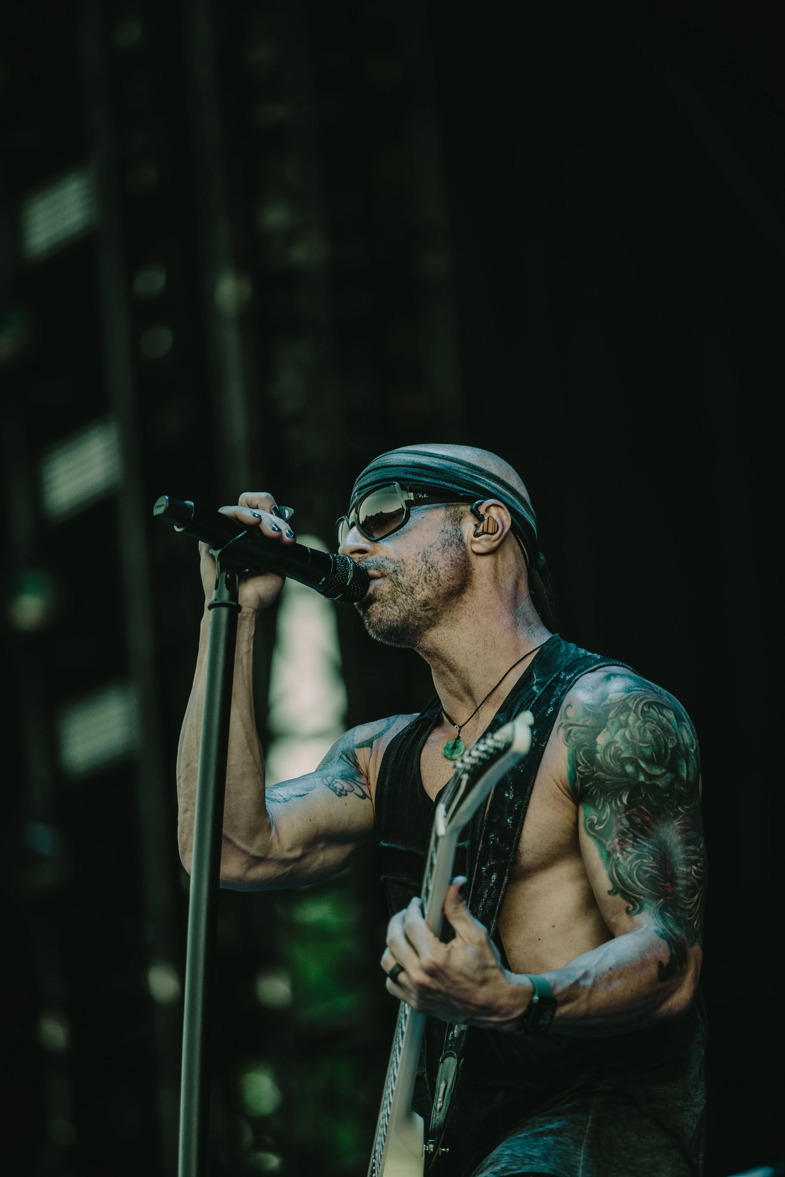 Photosxbyem_BRRFDaughtry-2.jpg