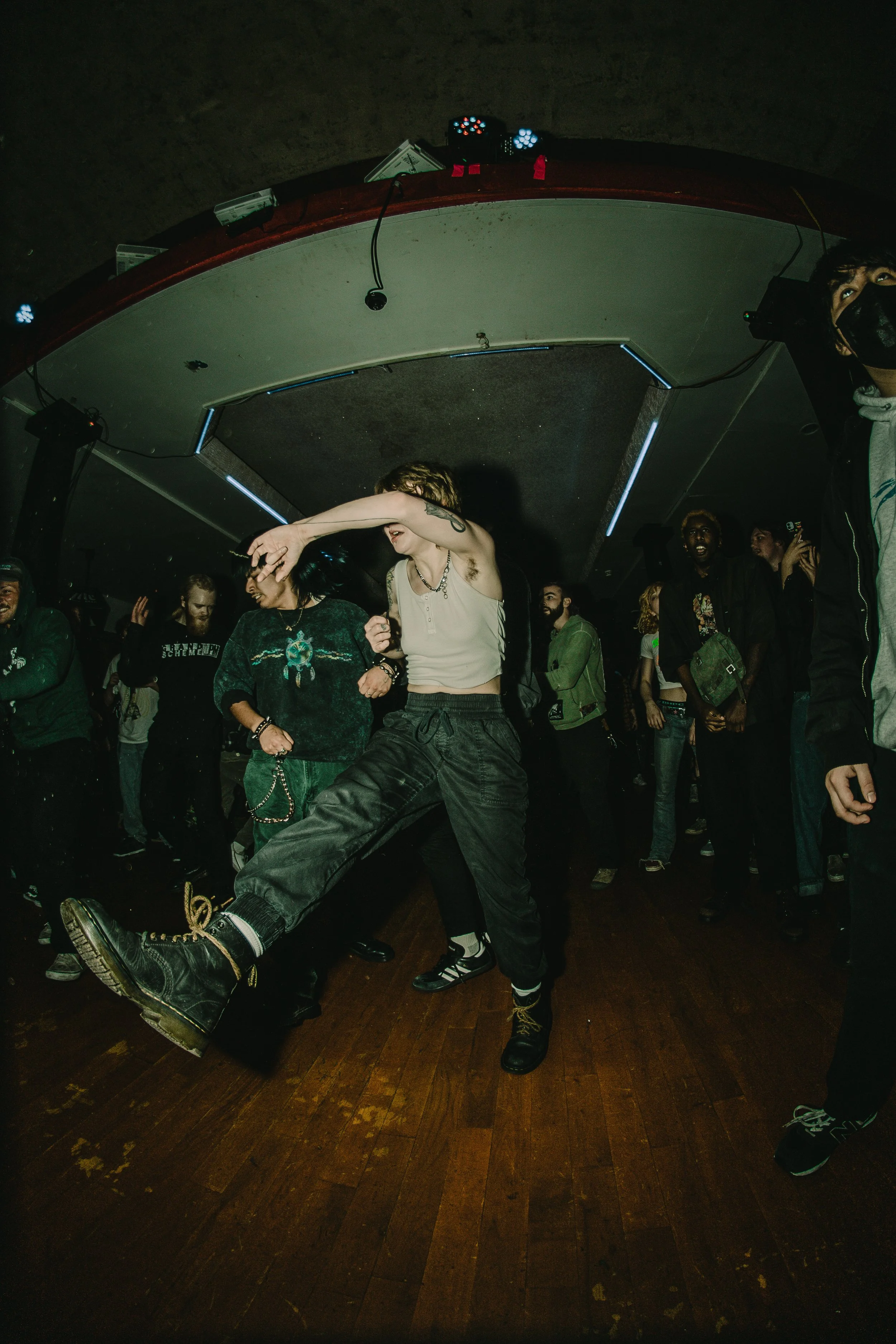 Photosxbyem_Spaced-120.jpg
