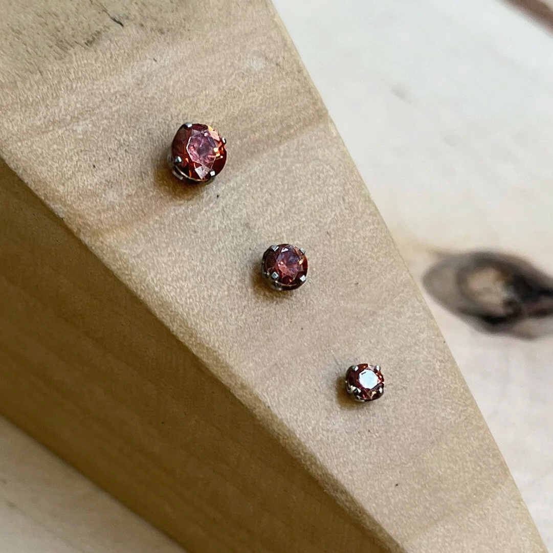 8EAF641A-2A3C-4B9C-ADD2-A6E3DC3F5435