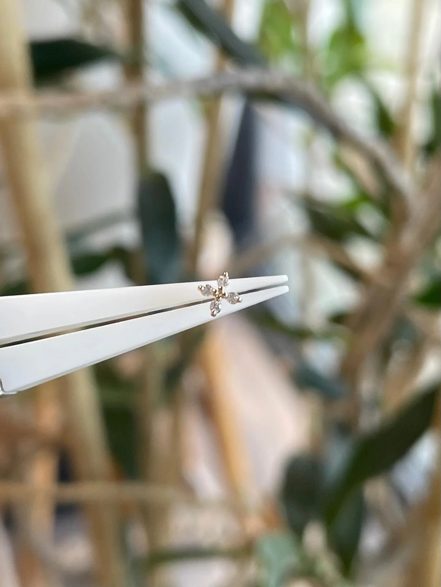 New Jewelry Alert!! 
We got our first shipment of @emberbodyjewelry and we absolutely love them 🤍✨ 
These pieces are great for lobe, nostril + helix piercings or updates!