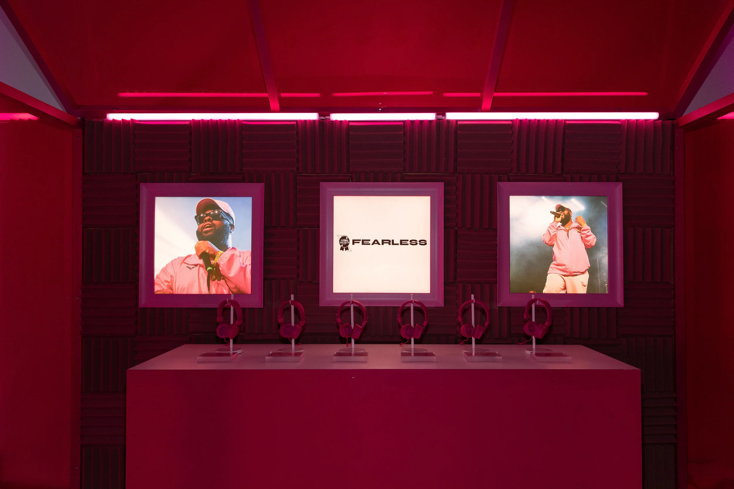 jenjphotopbrpink-1970.jpg