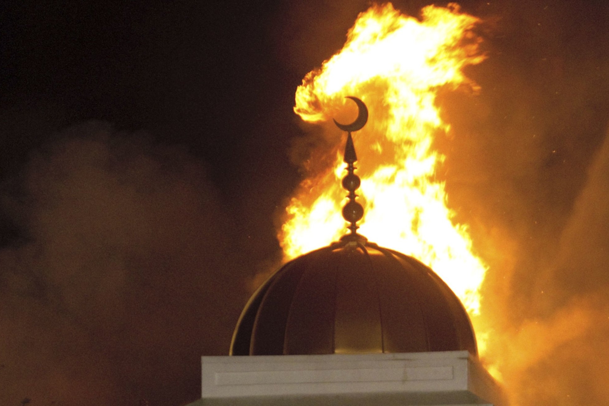 636212174552268893-Mosque-Fire-Voss.jpg