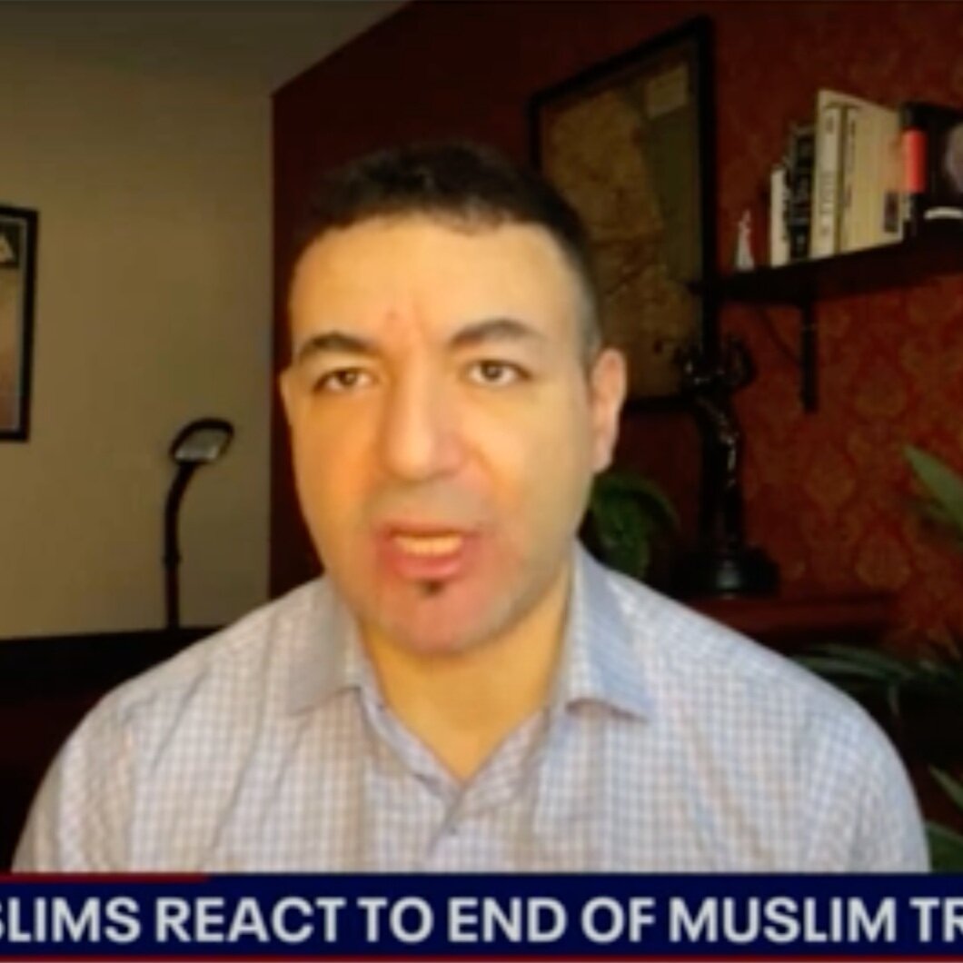 Fox 32: CAIR-Chicago's Ahmed Rehab on Muslim Ban Repeal