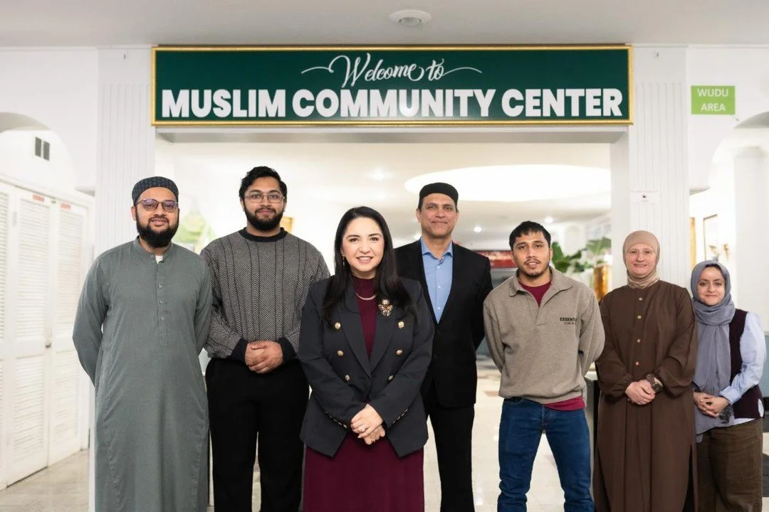 CAIR-Chicago is proud to help facilitate vital community connections. We thank IL Congresswoman Delia Ramirez for visiting the Muslim Community Center in Chicago to meet with community members, learn about their needs, and strengthen meaningful partn