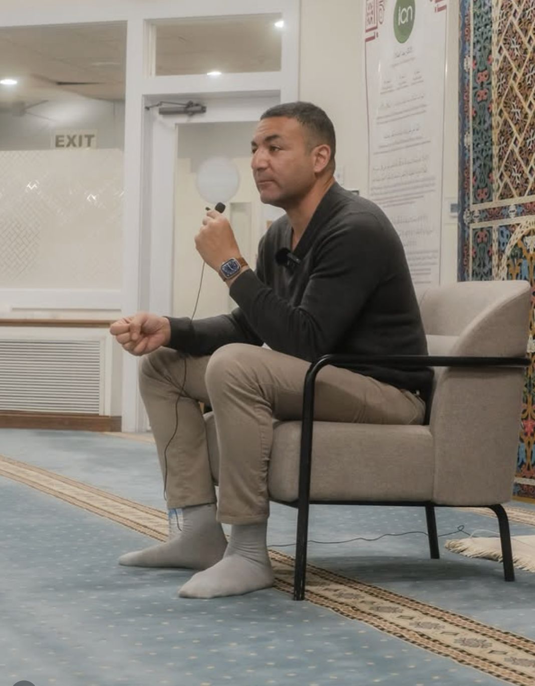 Ahmed Rehab Speaks to ICN Naperville Youth on Awareness &amp; Action