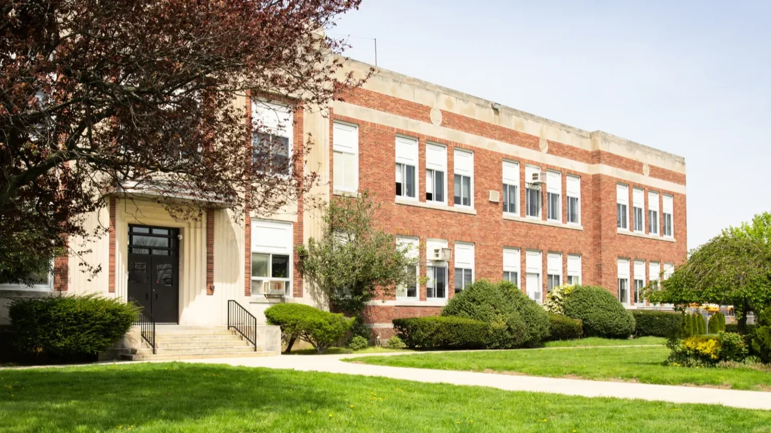 When in Your State: A petition grows as Lincoln Park moves to phase out Arabic for new students