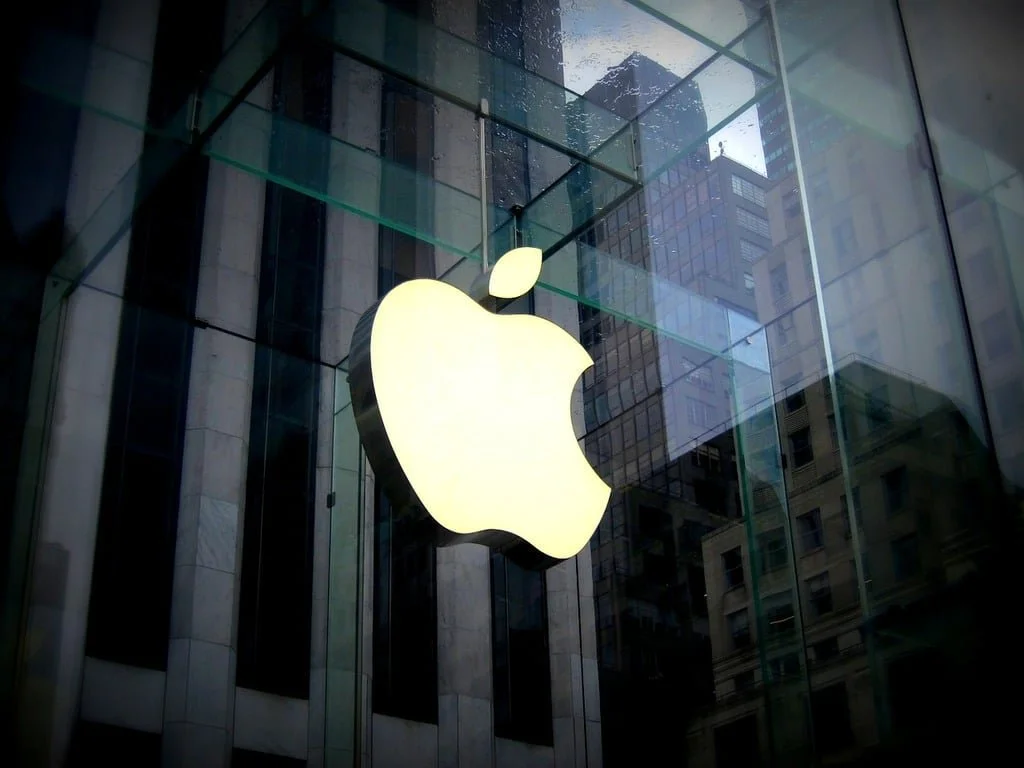 BREAKING: CAIR-Chicago Sues Apple for Anti-Palestinian Workplace Discrimination