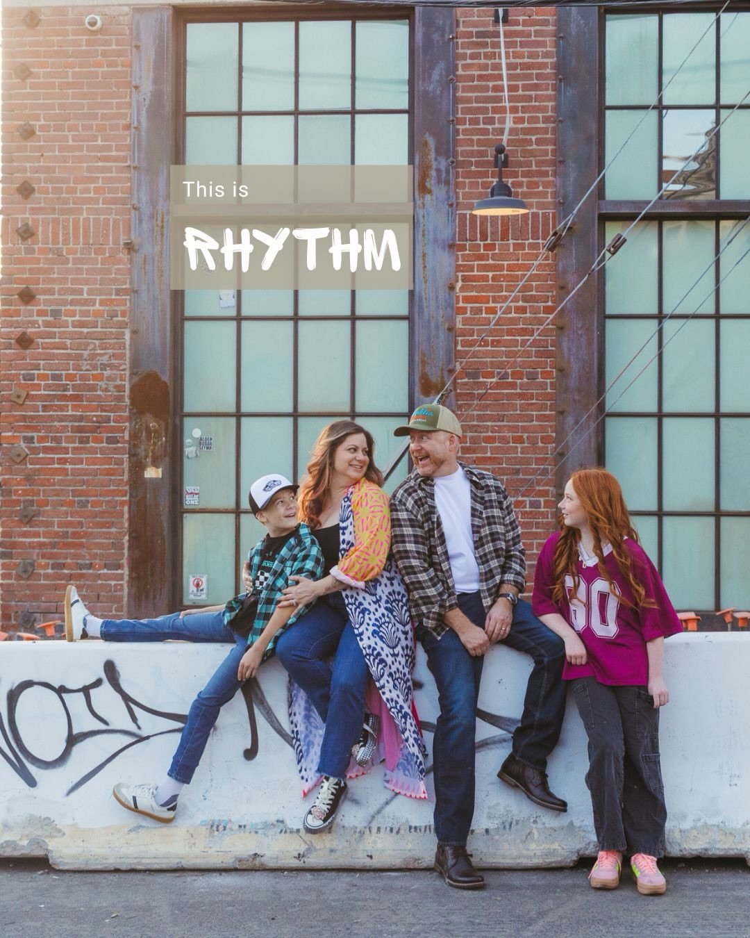 The Hansen&rsquo;s don&rsquo;t show up to &ldquo;take photos.&rdquo;

They show up as themselves.

Walking through the city.
Laughing at inside jokes.
Holding hands without being told to.
Letting the kids move, explore, lean in close.

And every time