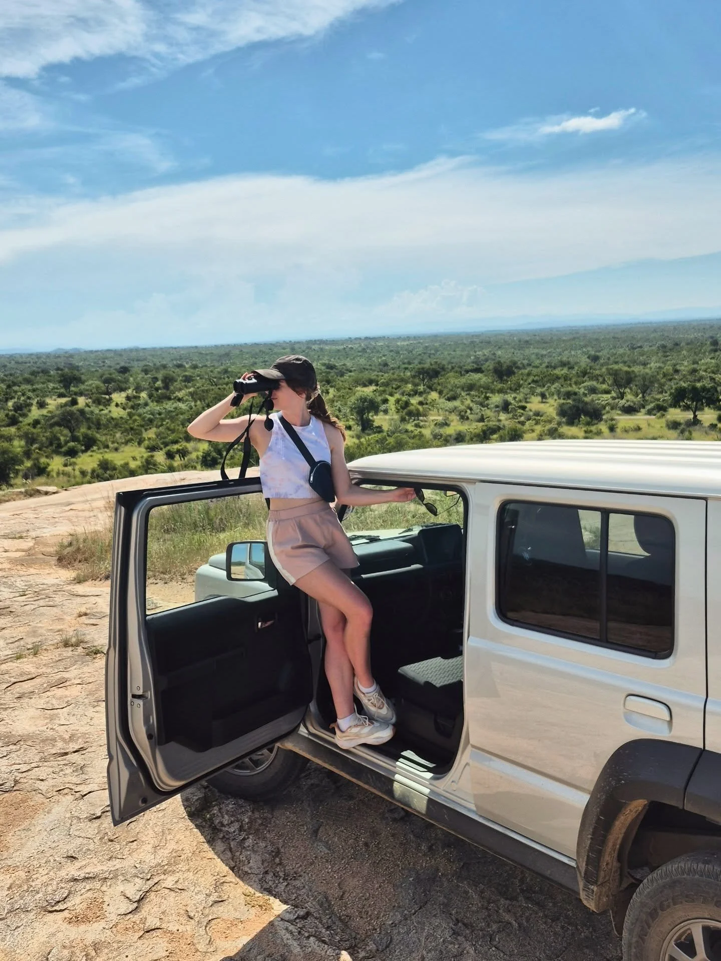 Semaine 1 en Afrique du Sud ✔️

> Mon itin&eacute;raire &amp; mes recommandations&nbsp;

Johannesburg &rarr; Hoedspruit &rarr; Balule Game Reserve &rarr; Graskop&nbsp;

JOHANNESBURG
Une nuit proche de l'a&eacute;roport puis byebye 👋🏽

HOEDSPRUIT