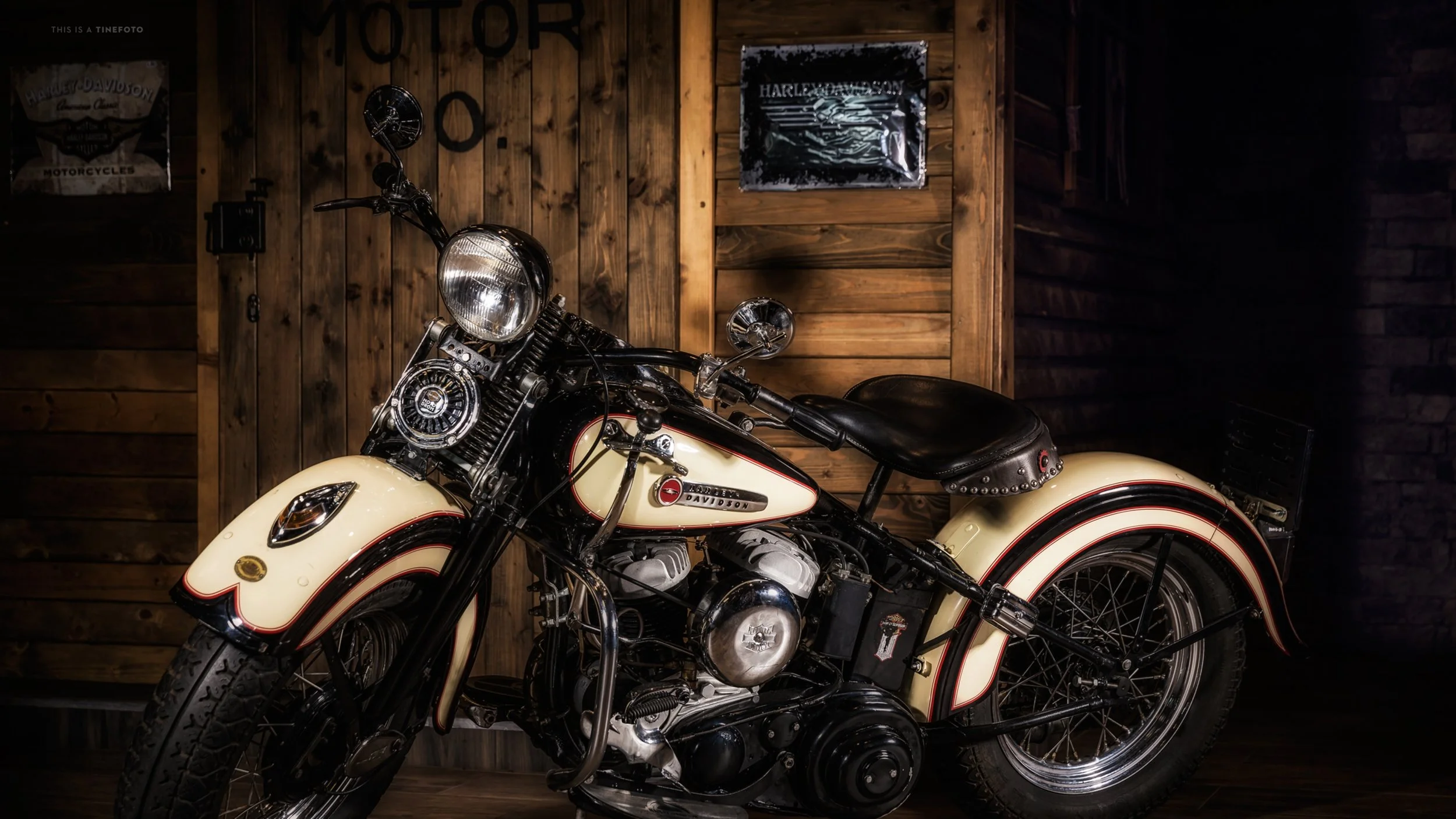 5038560-harley-davidson-wallpaper.jpg