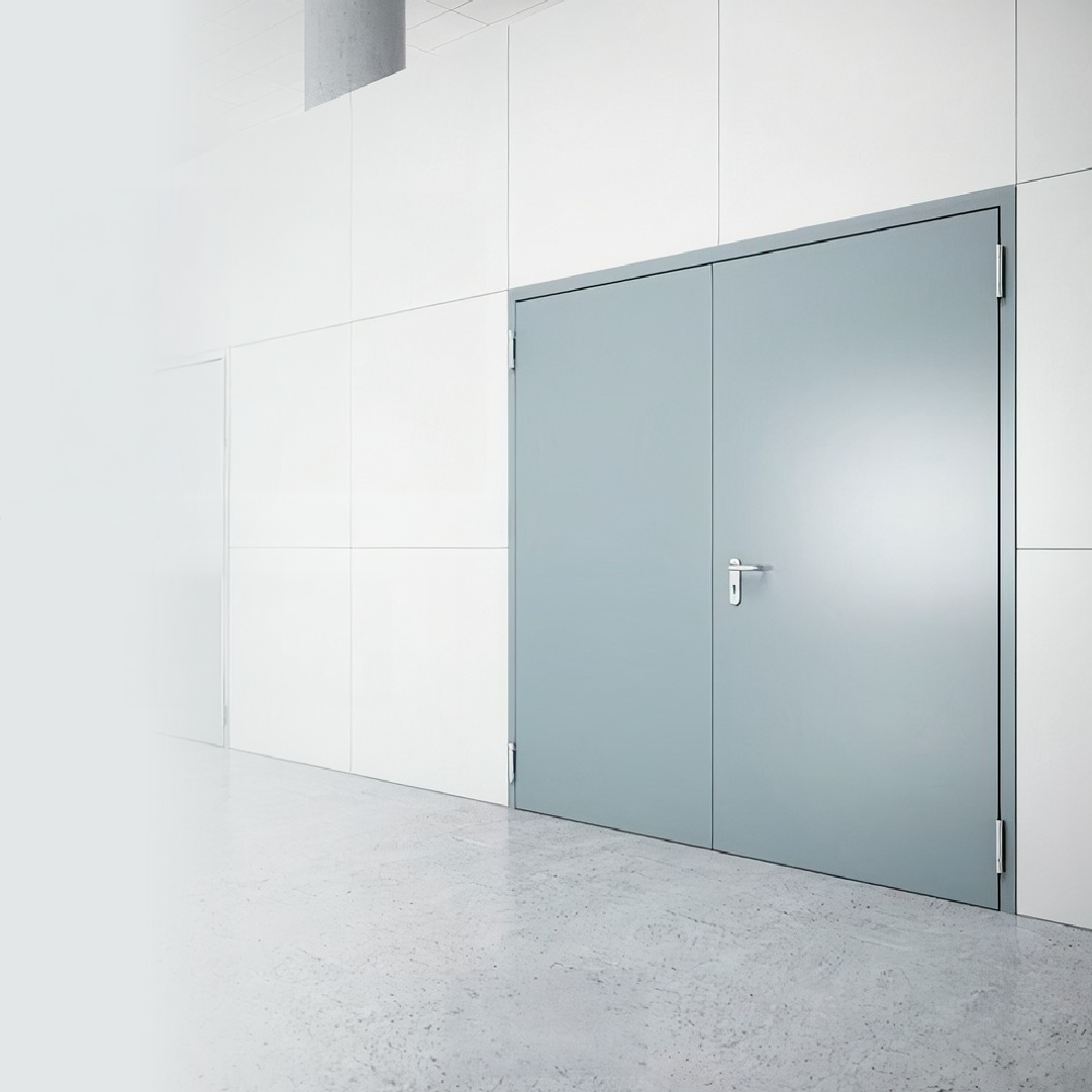 Puertas batientes Lanfor: personalización, resistencia y funcionalidad para cada proyecto