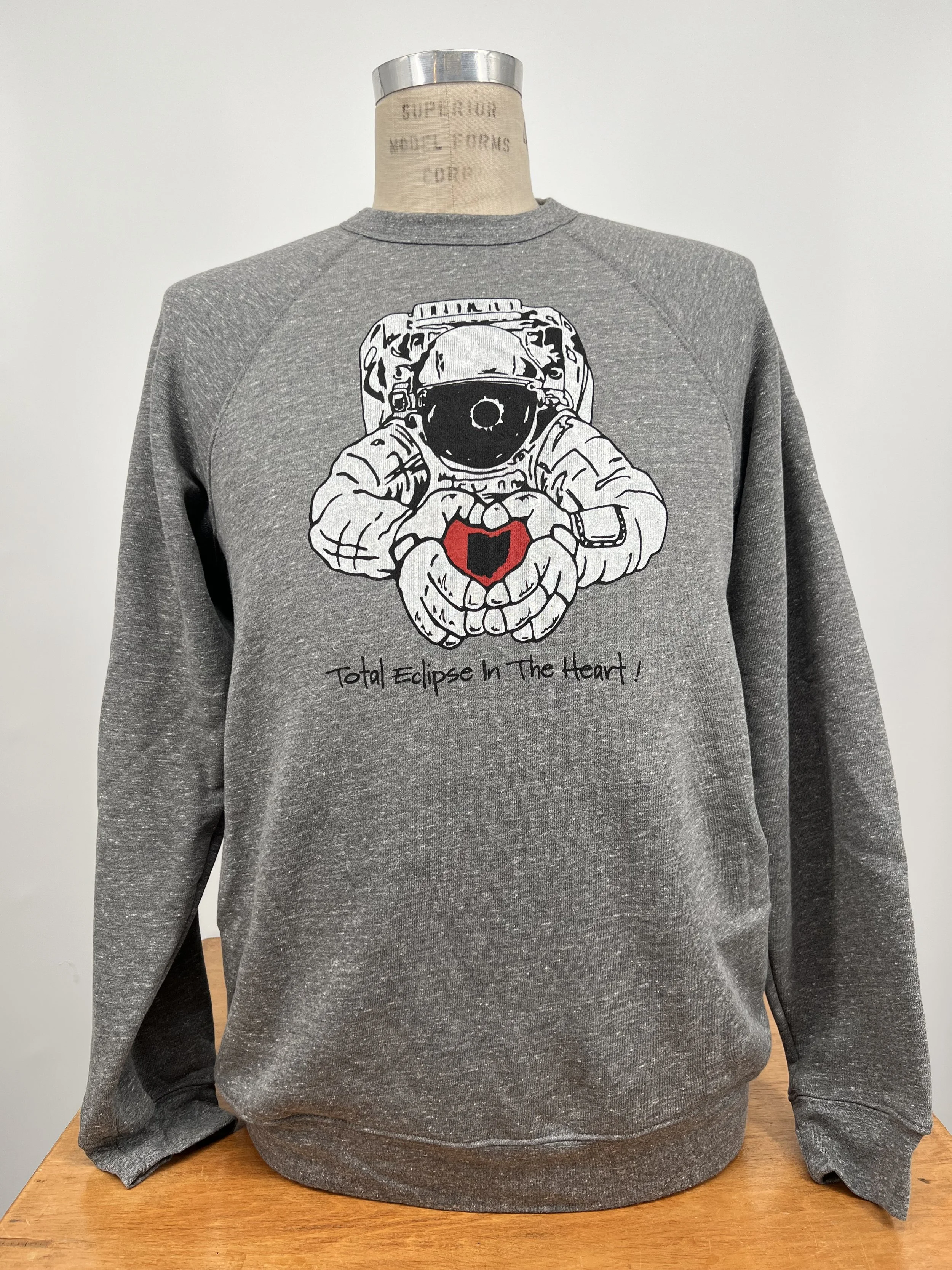 Eclipse (Sweatshirt)