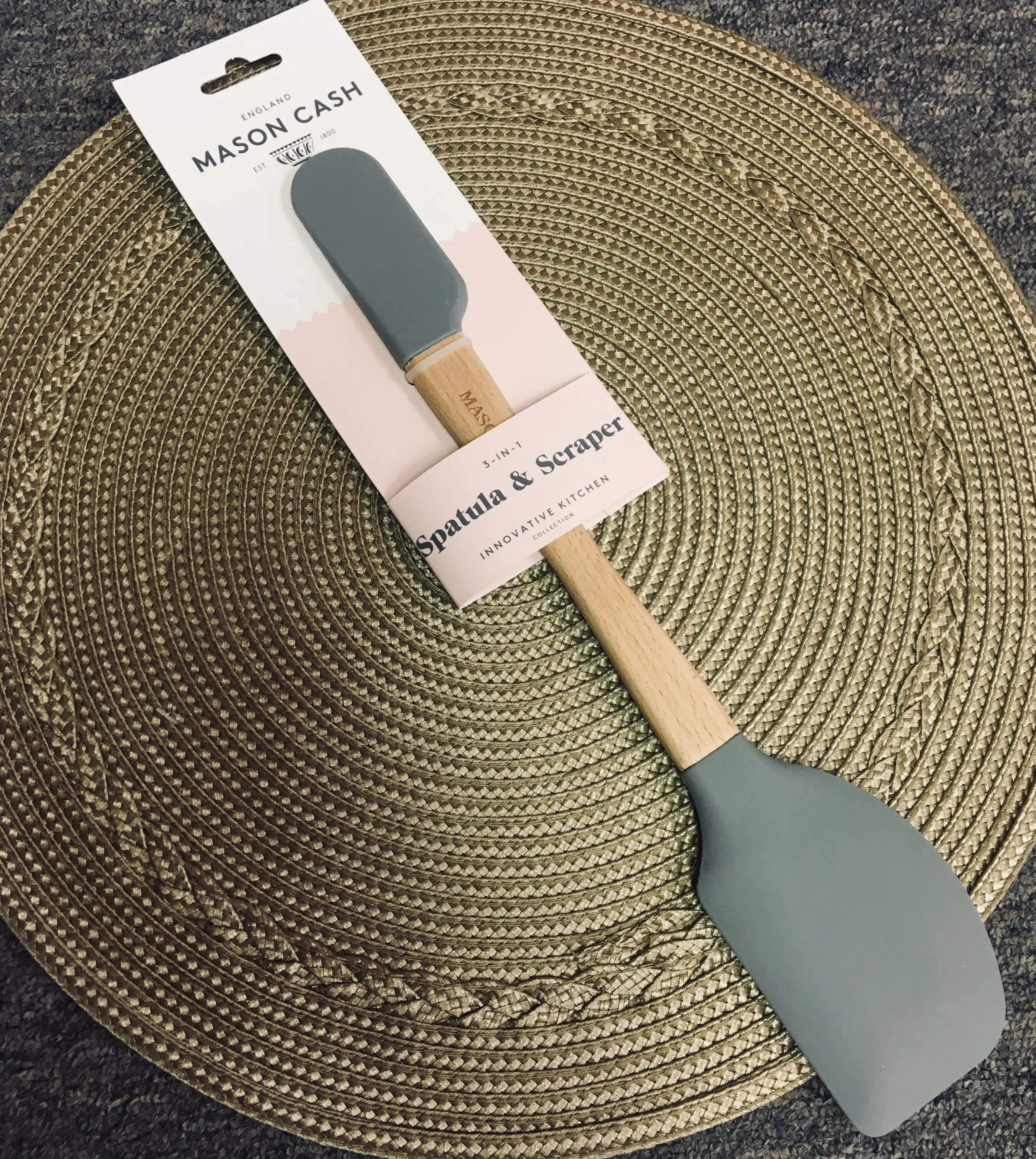 3-IN-1 Spatula &amp; Scraper