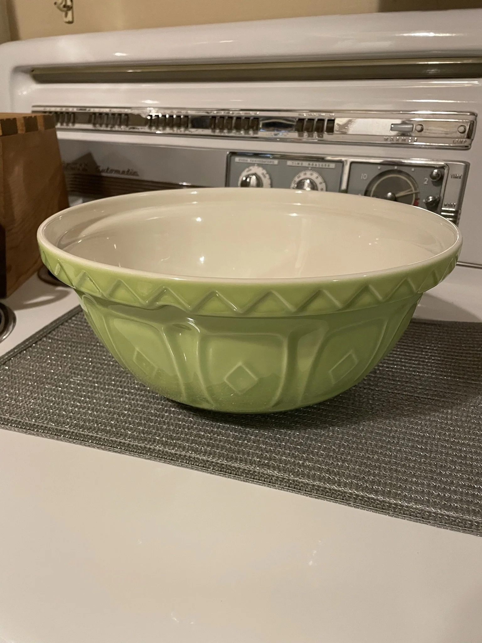 Green 11.5 Bowl - NEW.JPEG