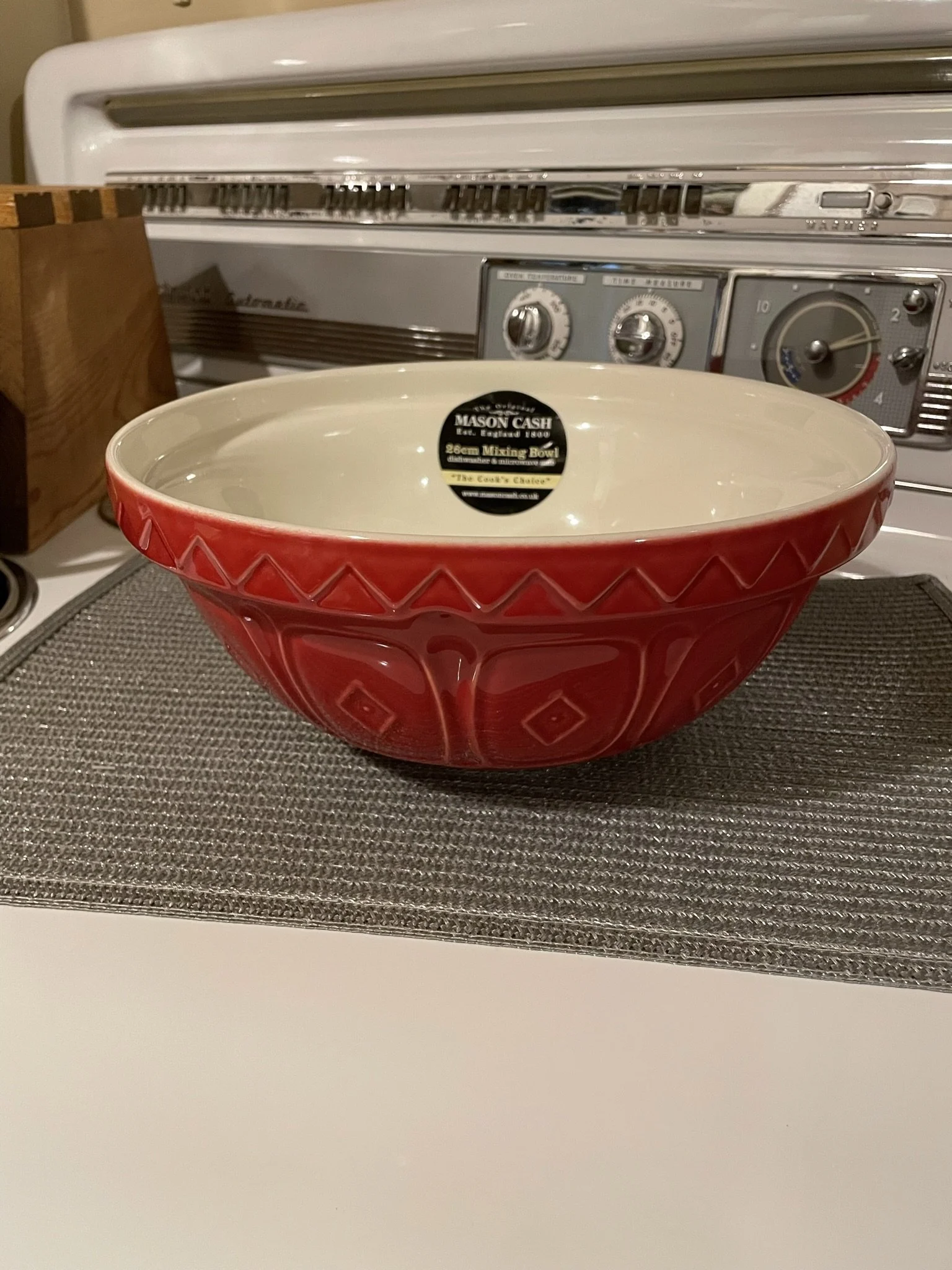 10.25" (18) Red  Mason Cash Mixing Bowl