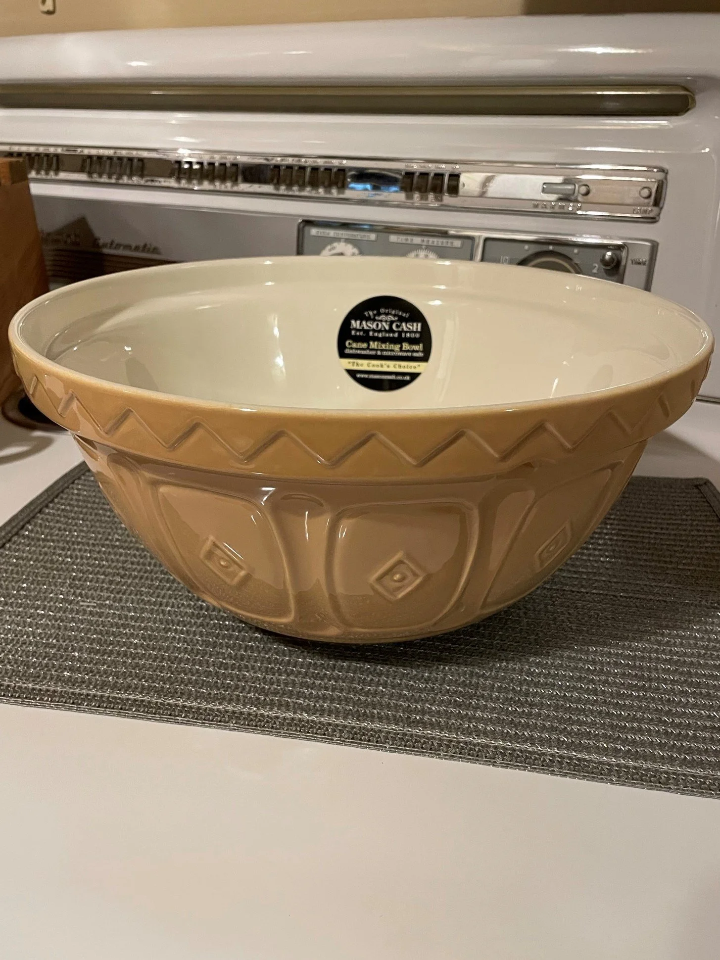 14" (4) Mason Cash Mixing Bowl