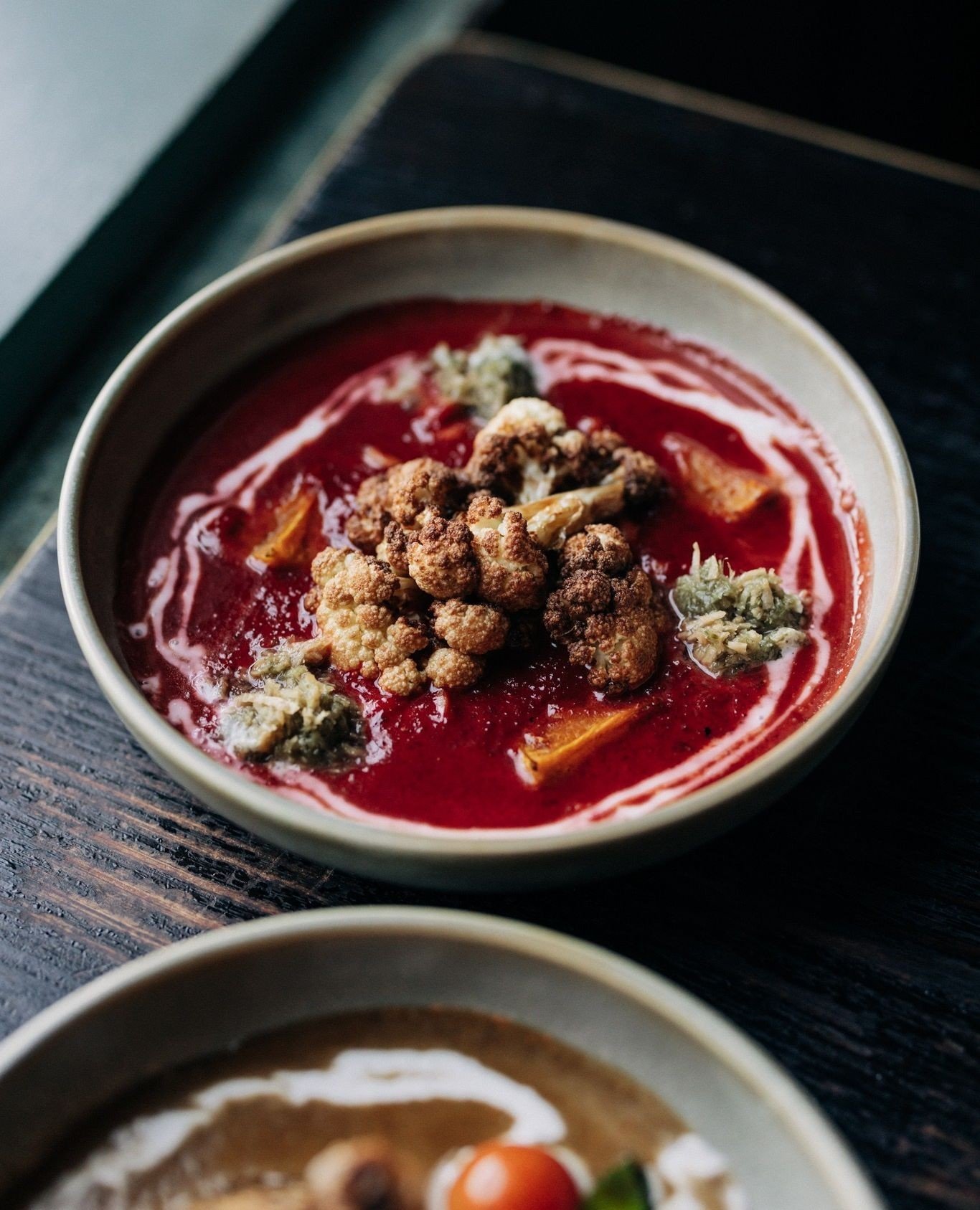 Add a little vibrance to your table with our Beetroot &amp; Cashew Curry! A Sri Lankan style curry with coconut, cauliflower and green chilli sambal. Book your table online to give it a try! 🔥 #gingermegsx⁠