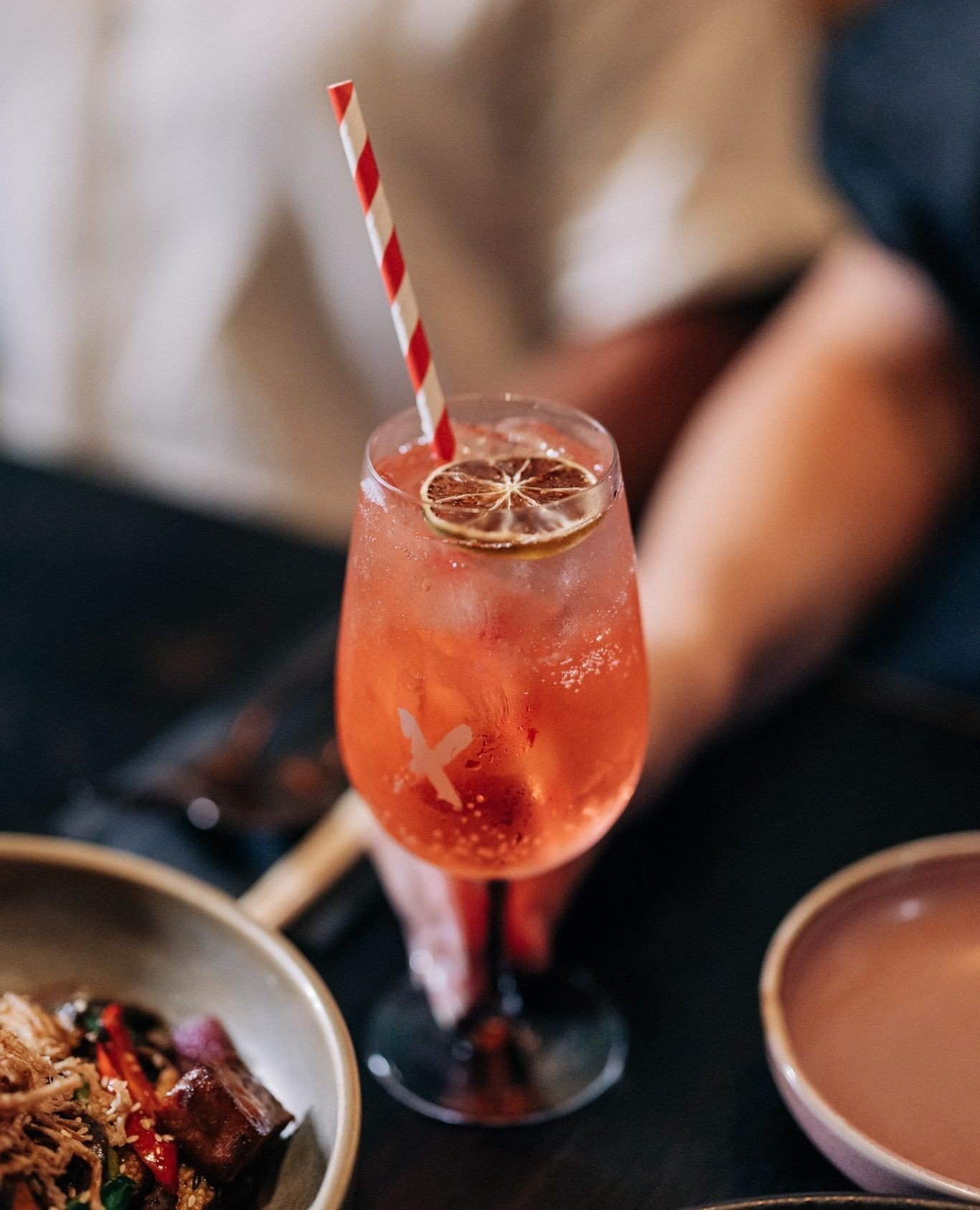 The drinks are calling your name! Looking for a way to spend your Sunday? Head in from 11.30am - 3.30pm for Sunday Lunch! Book now for your banquet menu, paired perfectly with a 1.5hr drinks package. We&rsquo;ll see you later! 🥢🍸🥟 #gingermegsx