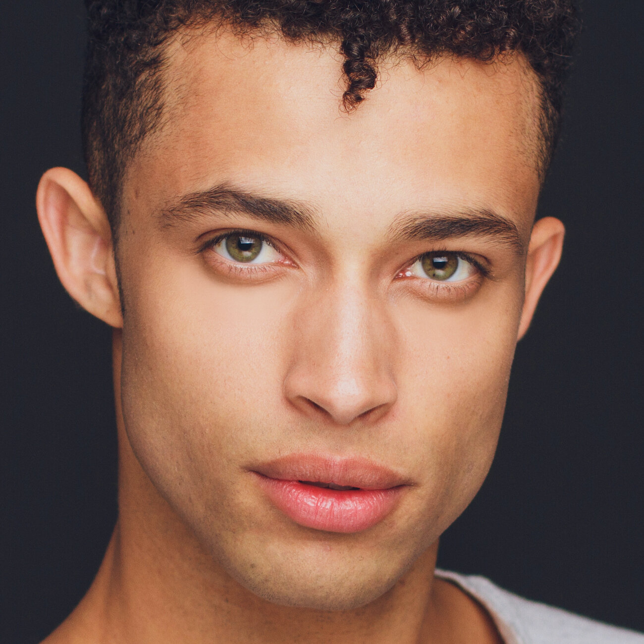 Adante Carter